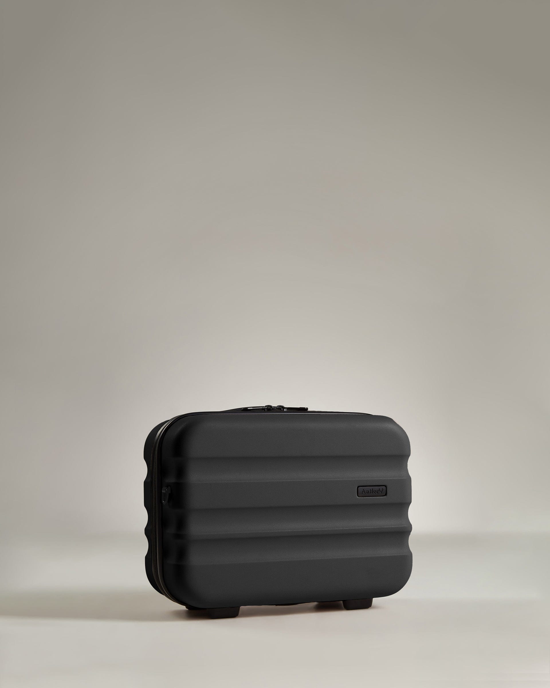 Clifton Vanity Case Black, Travel Accessories & Gifts