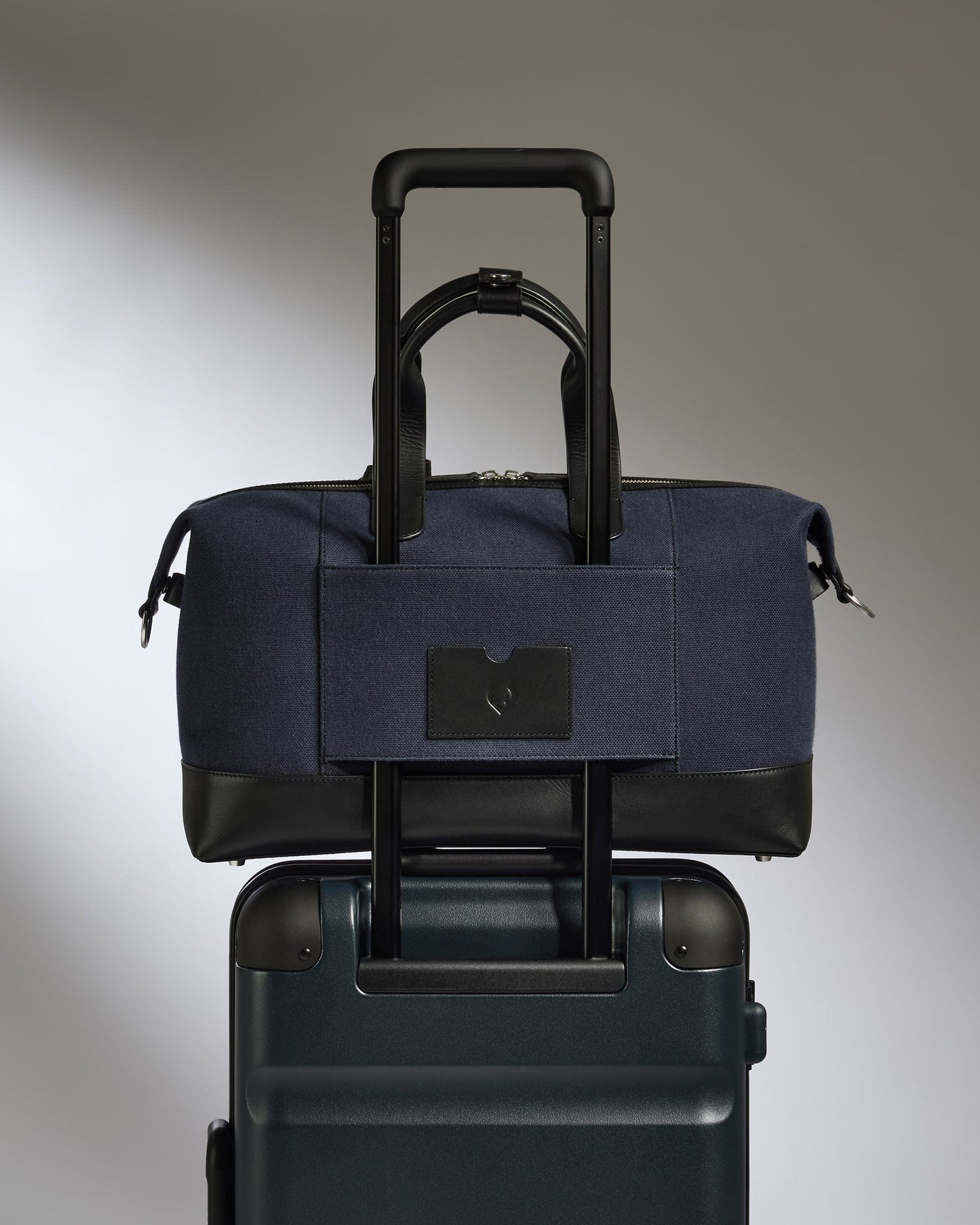 Antler Luggage - Heritage Overnight Bag in Navy - Overnight Bag Heritage Overnight Bag in Navy | Weekend Bags & Overnight Travel Bags
