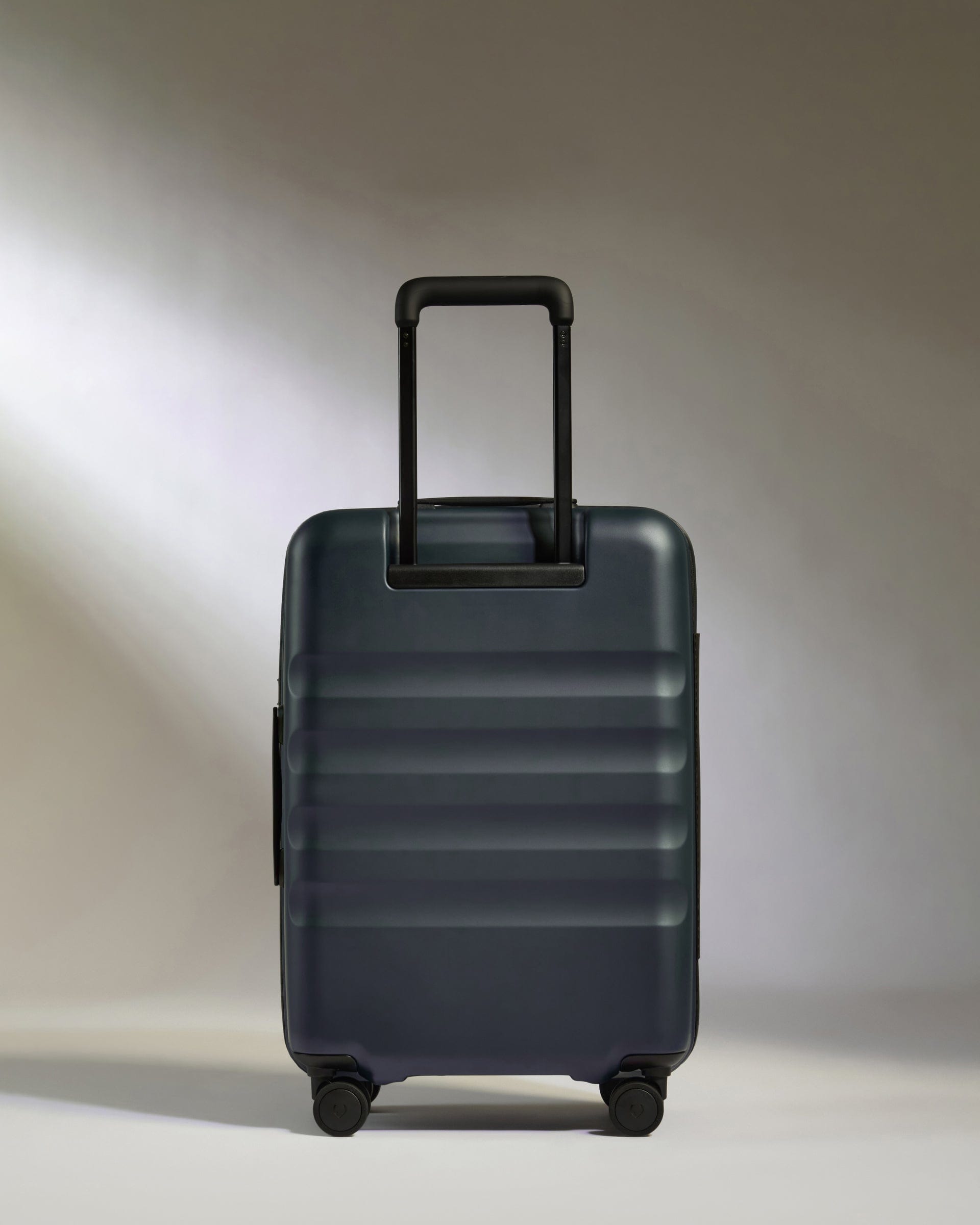 Antler Luggage -  Icon Stripe Biggest Cabin in Indigo Blue - Hard Suitcase Icon Stripe Biggest Cabin in Blue | Lightweight & Hard Shell Suitcase
