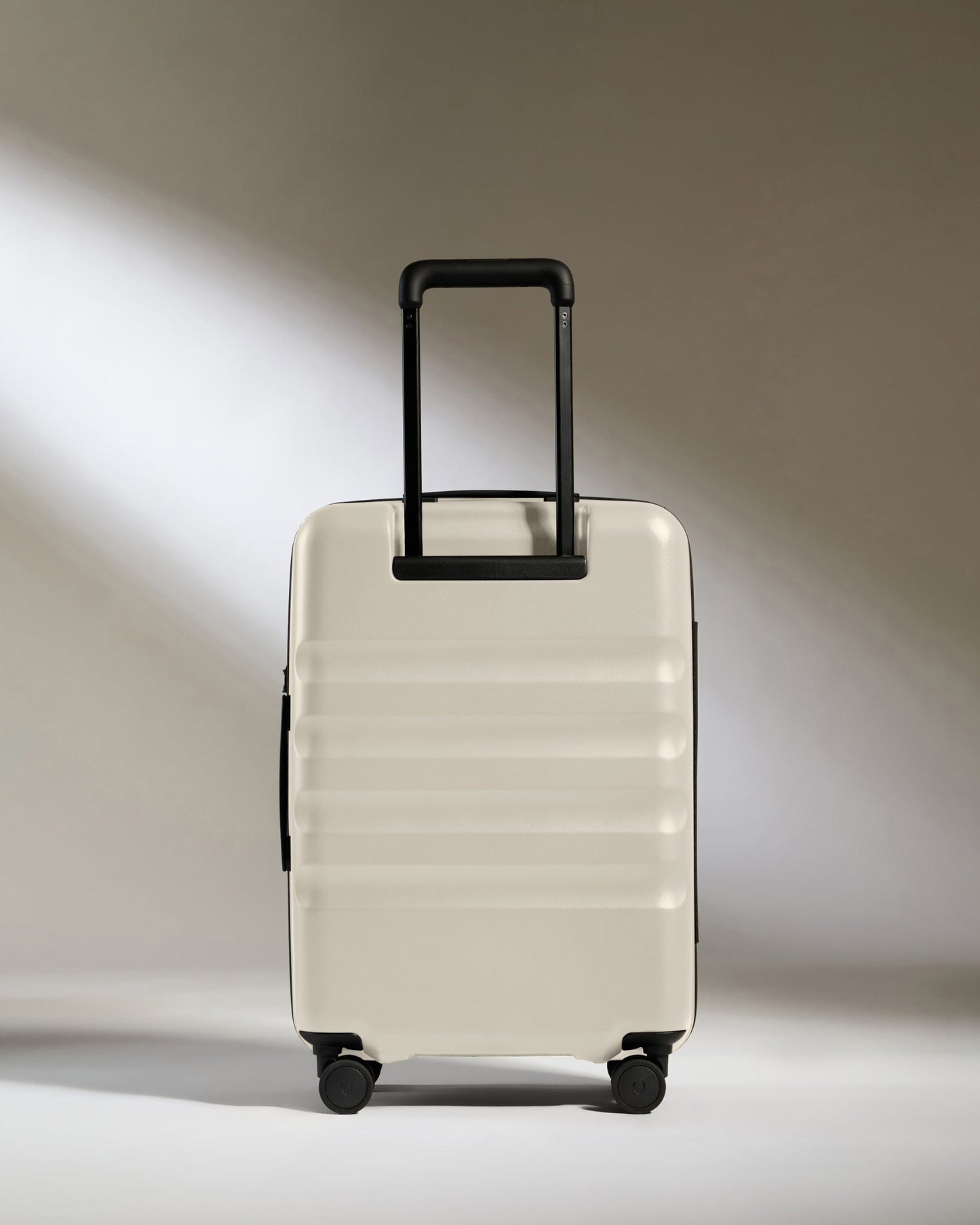 Antler Luggage -  Icon Stripe Biggest Cabin in Taupe - Hard Suitcase Icon Stripe Biggest Cabin in Taupe | Lightweight & Hard Shell Suitcase