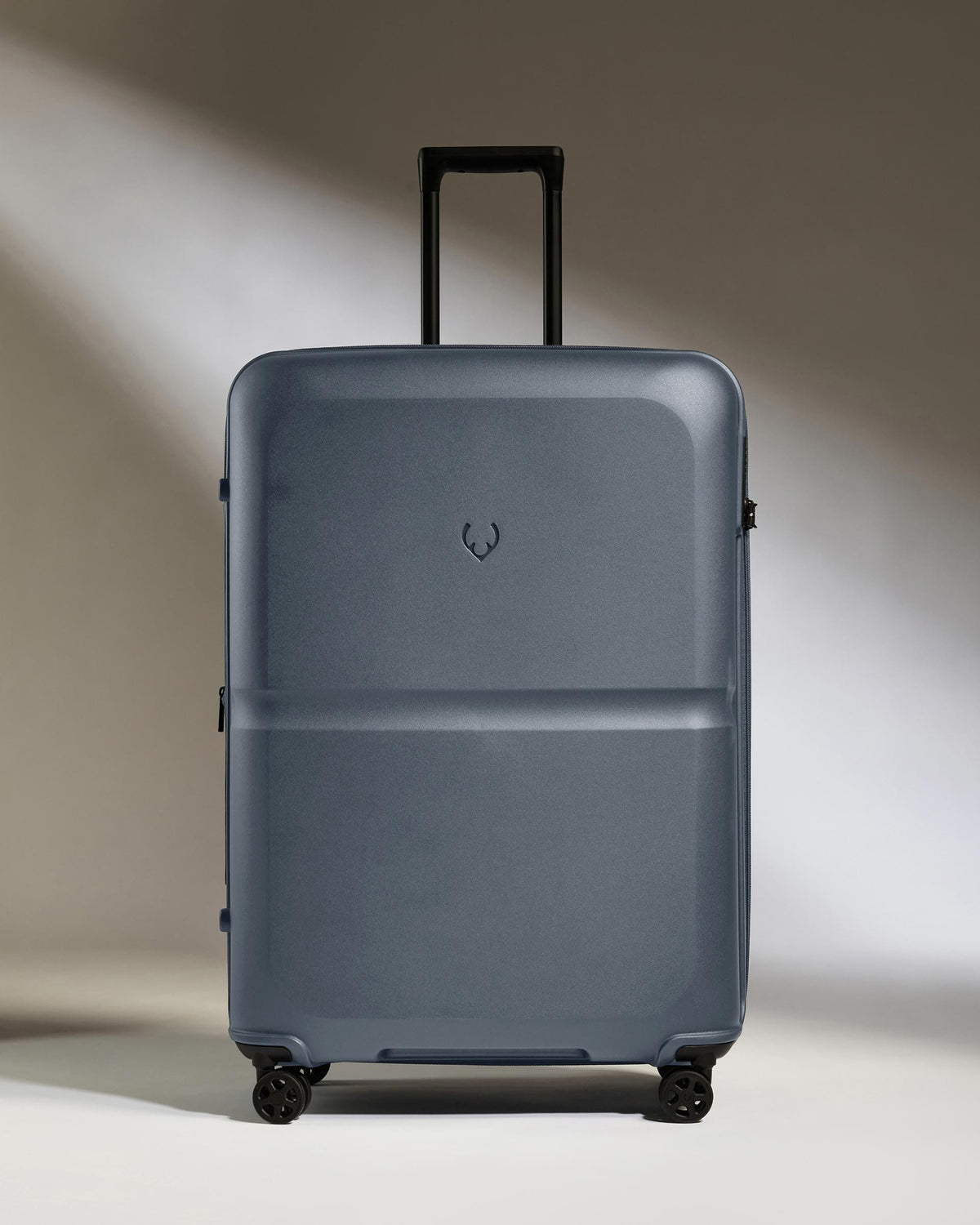 Antler Luggage - Large Suitcase in Atlantic Grey - Single Stripe - Hard Suitcase - Large Large Suitcase in Grey - Single Stripe | Checked Luggage & Large Suitcases