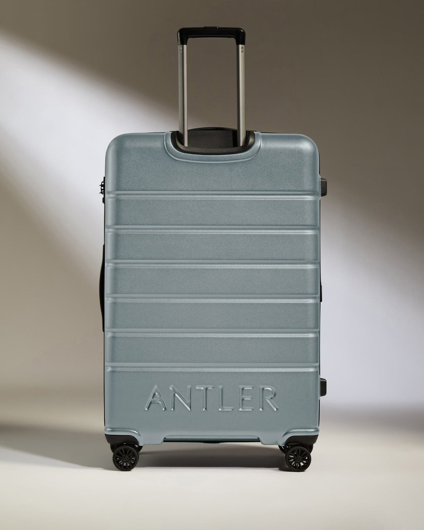 Antler Luggage - Large Suitcase in Cool Grey - Logo - Hard Suitcase - Large Large Suitcase Cool Grey - Logo | Lightweight Hard Shell Luggage