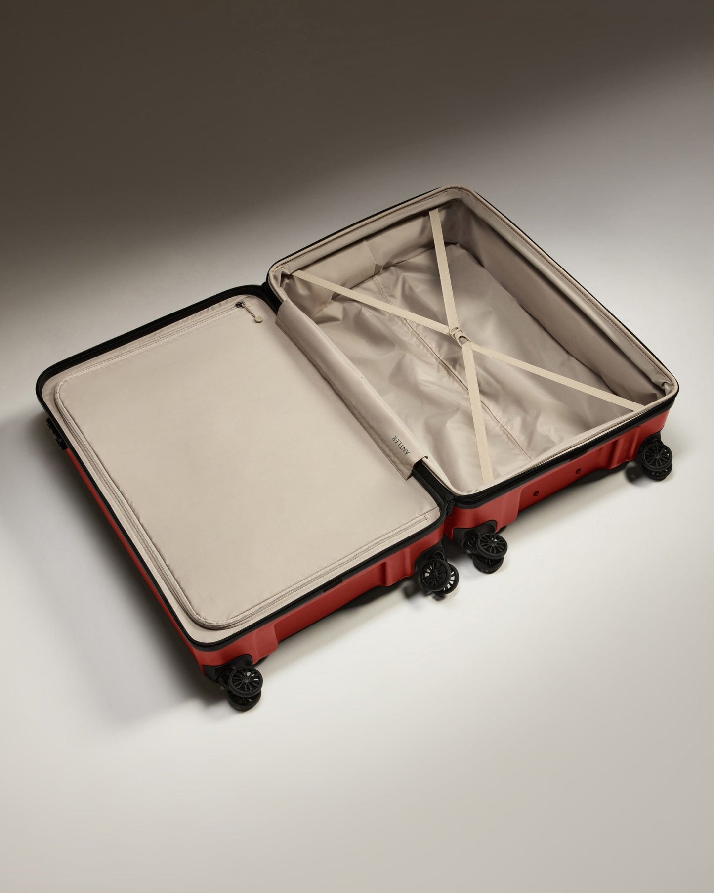 Antler Luggage - Large Suitcase in Red Orange - Logo - Hard Suitcase - Large Large Suitcase Red Orange - Logo | Lightweight Hard Shell Luggage