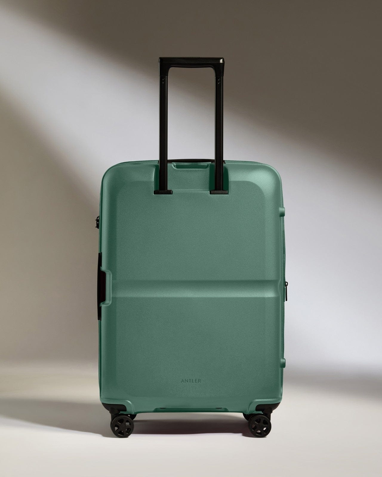 Antler Luggage - Medium Suitcase in Seagrass Green - Single Stripe - Hard Suitcase - Medium Medium Suitcase in Green - Single Stripe | Check Luggage