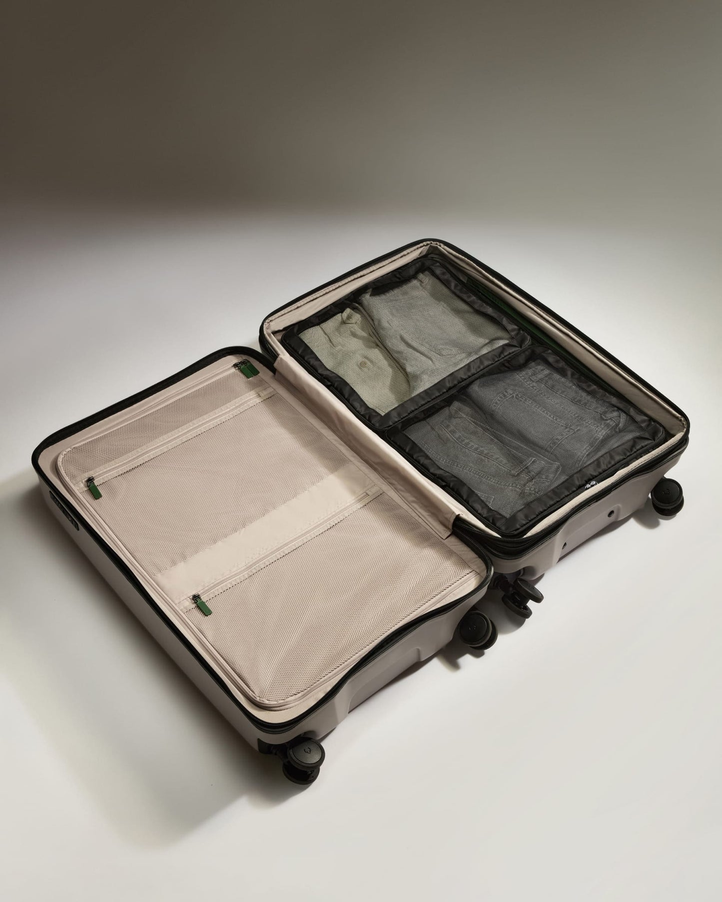 Antler Luggage - Packing Cubes in Black - Set of 3 - Packing Cube - 3 Pk Packing Cubes in Black Set of 3 » Travel Accessories » Packing Organiser