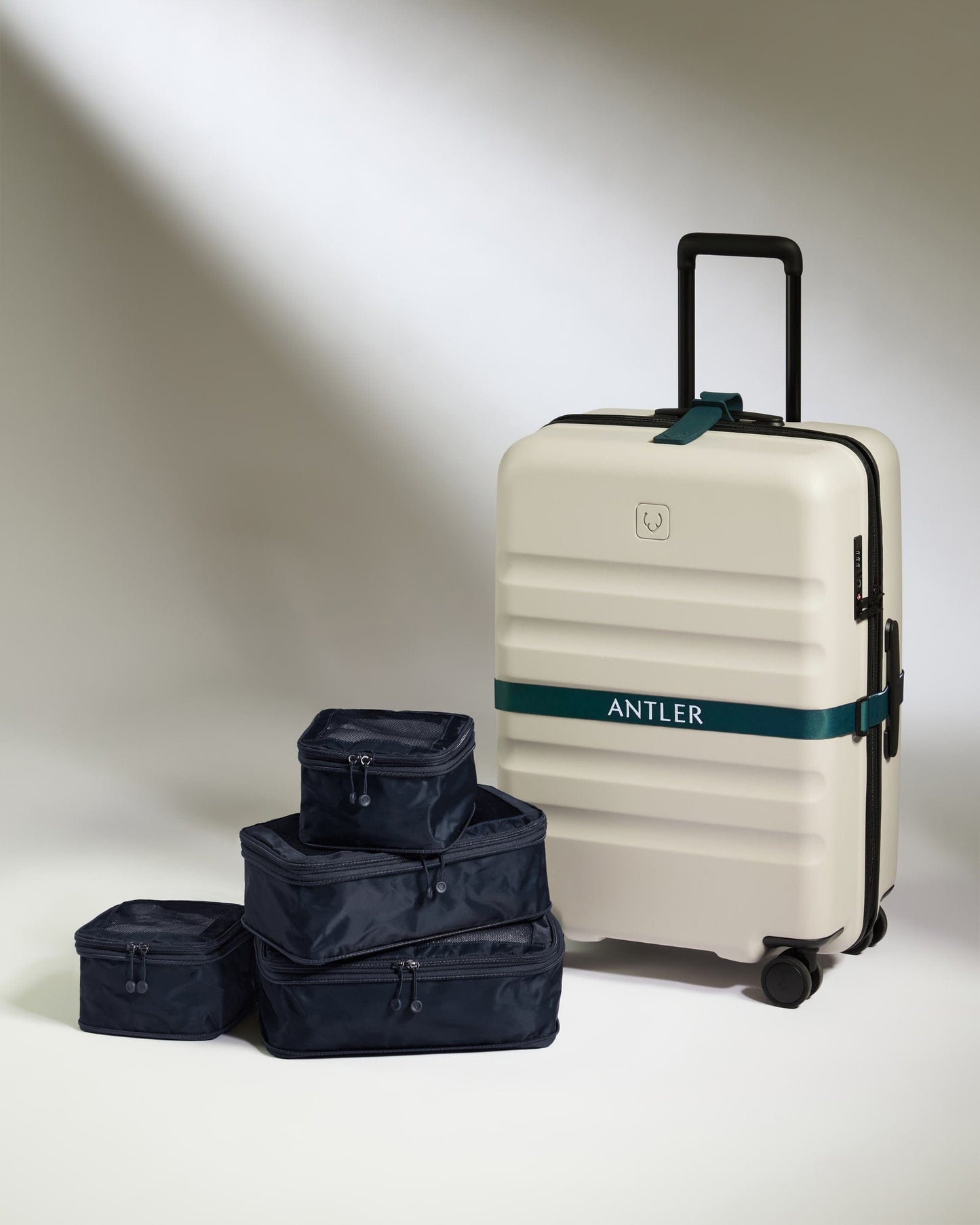 Antler Luggage - Packing Cubes in Navy - Set of 4 - Packing Cube Packing Cubes in Navy Set of 4 | Travel Accessories | Packing Organiser