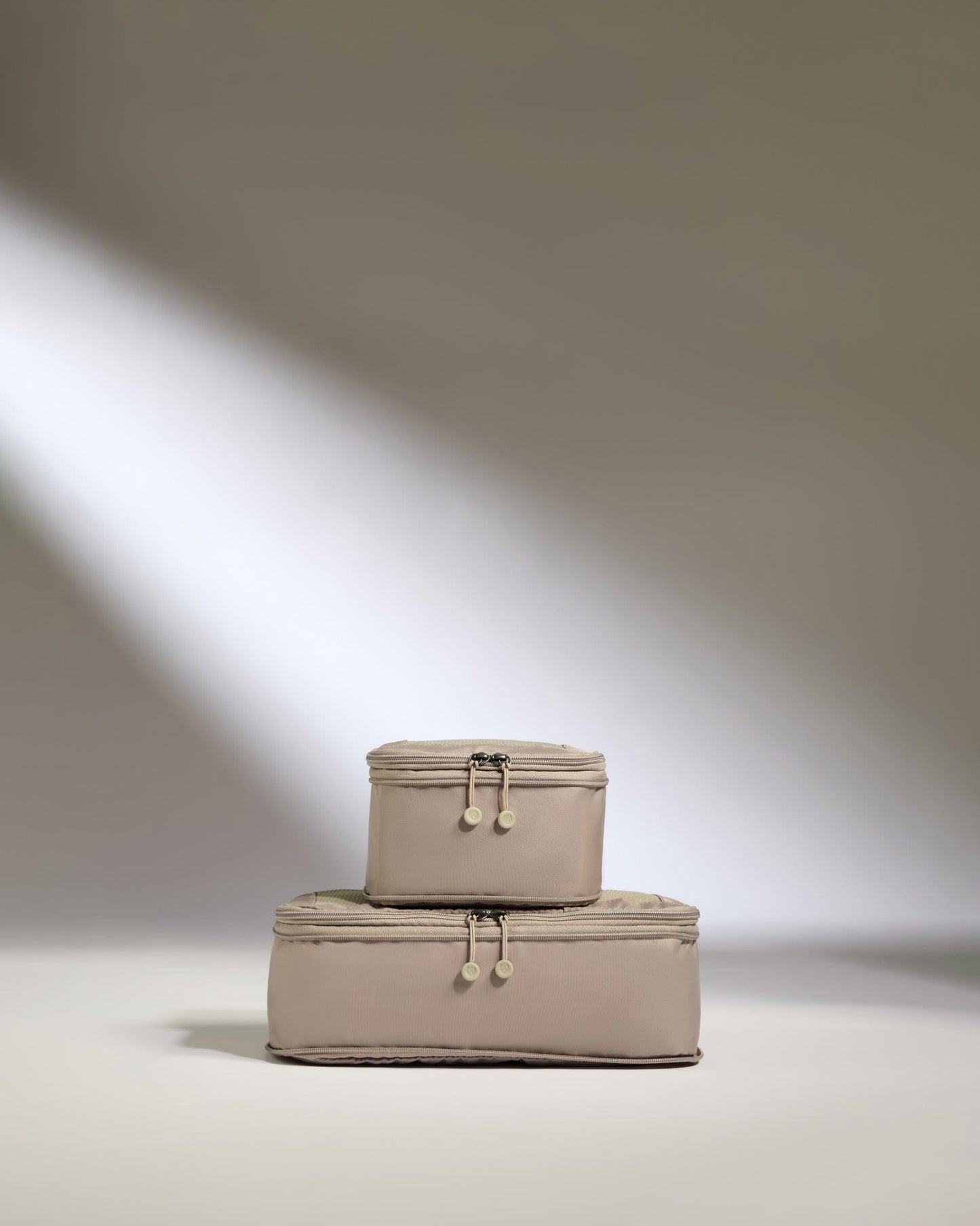 Antler Luggage - Packing Cubes in Taupe- Set of 2 - Packing Cube - 2 Pk Packing Cubes in Black Set of 2 » Travel Accessories » Packing Organiser