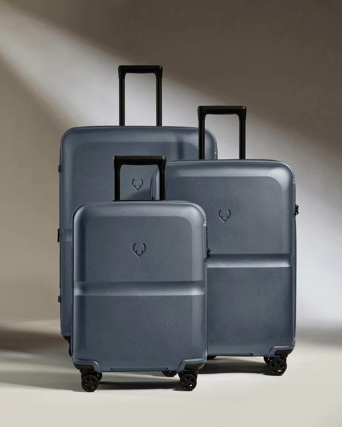 Antler Luggage - Suitcase Set in Atlantic Grey - Single Stripe - Hard Suitcase - Standard Cabin Set Suitcase Set in Grey - Single Stripe | Cabin Luggage & Large Suitcases