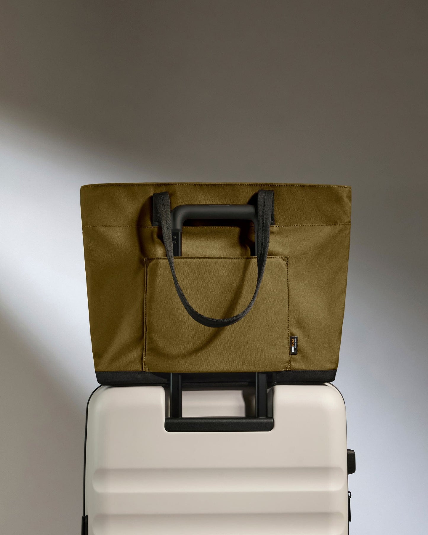 Antler Luggage - Urban Core Tote Bag in Olive Green - Tote Bag Urban Core Tote Bag in Green | Travel & Work Bags and Accessories