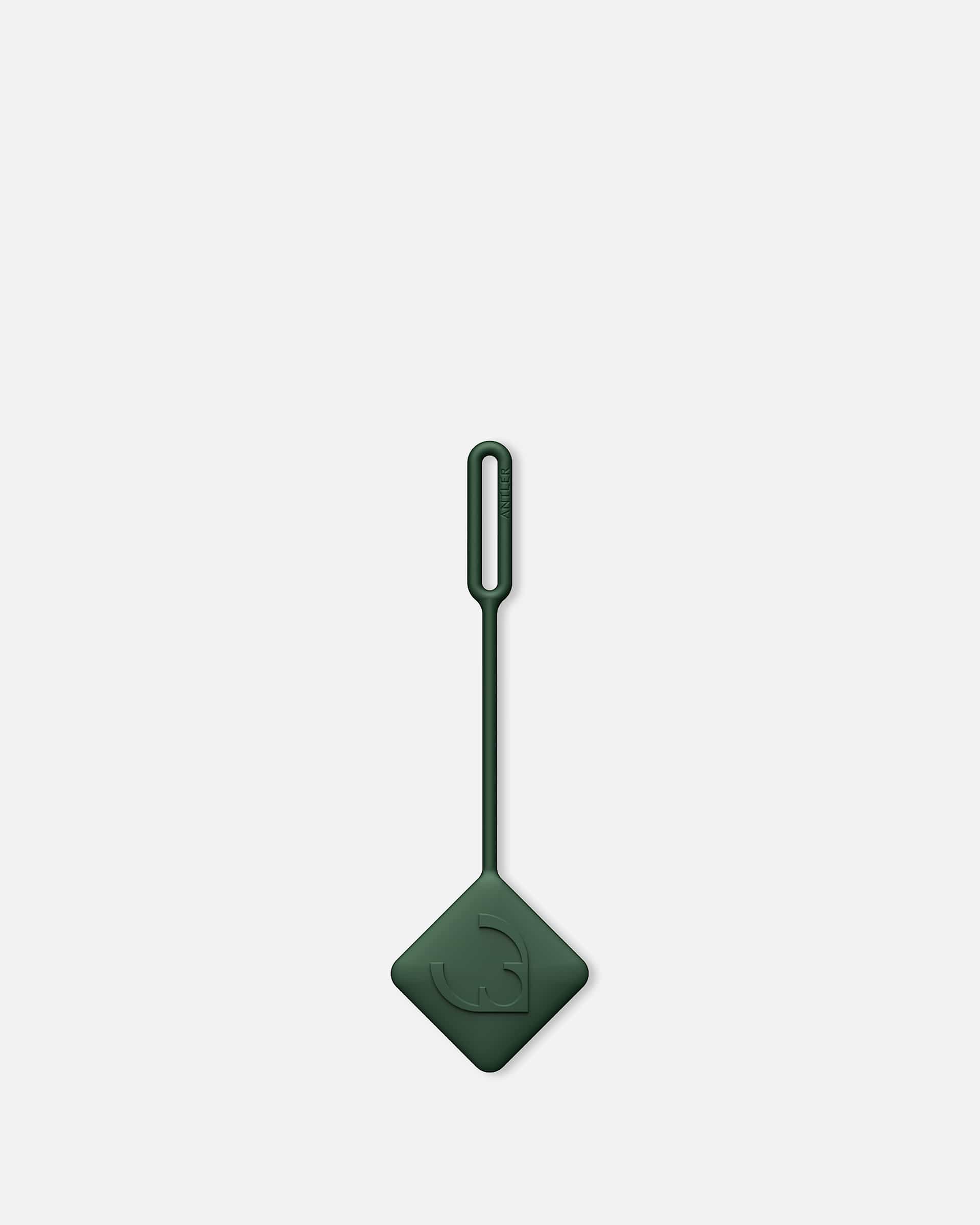 Antler Luggage -  AirTag Holder in Green - Luggage Tags AirTag Holder in Green