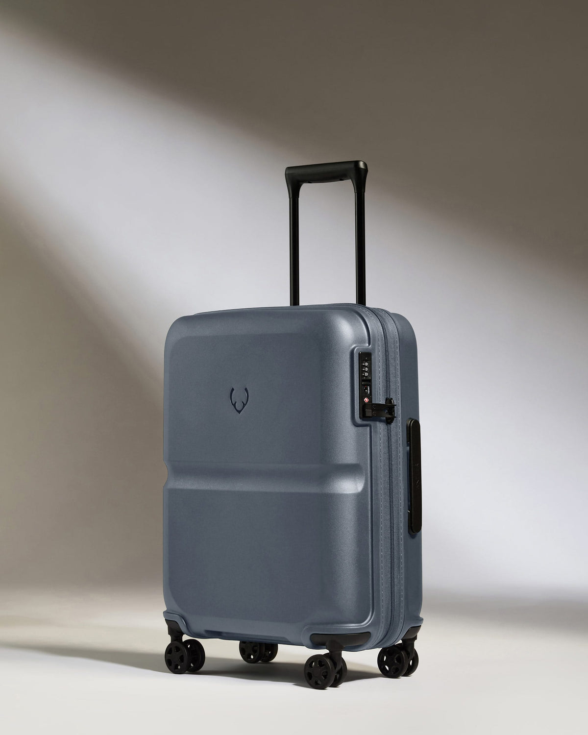 Antler Luggage -  Cabin Suitcase in Atlantic Grey - Single Stripe - Hard Suitcase - Standard Cabin Cabin Suitcase in Atlantic Grey - Single Stripe | Cabin Bag & Hard Luggage