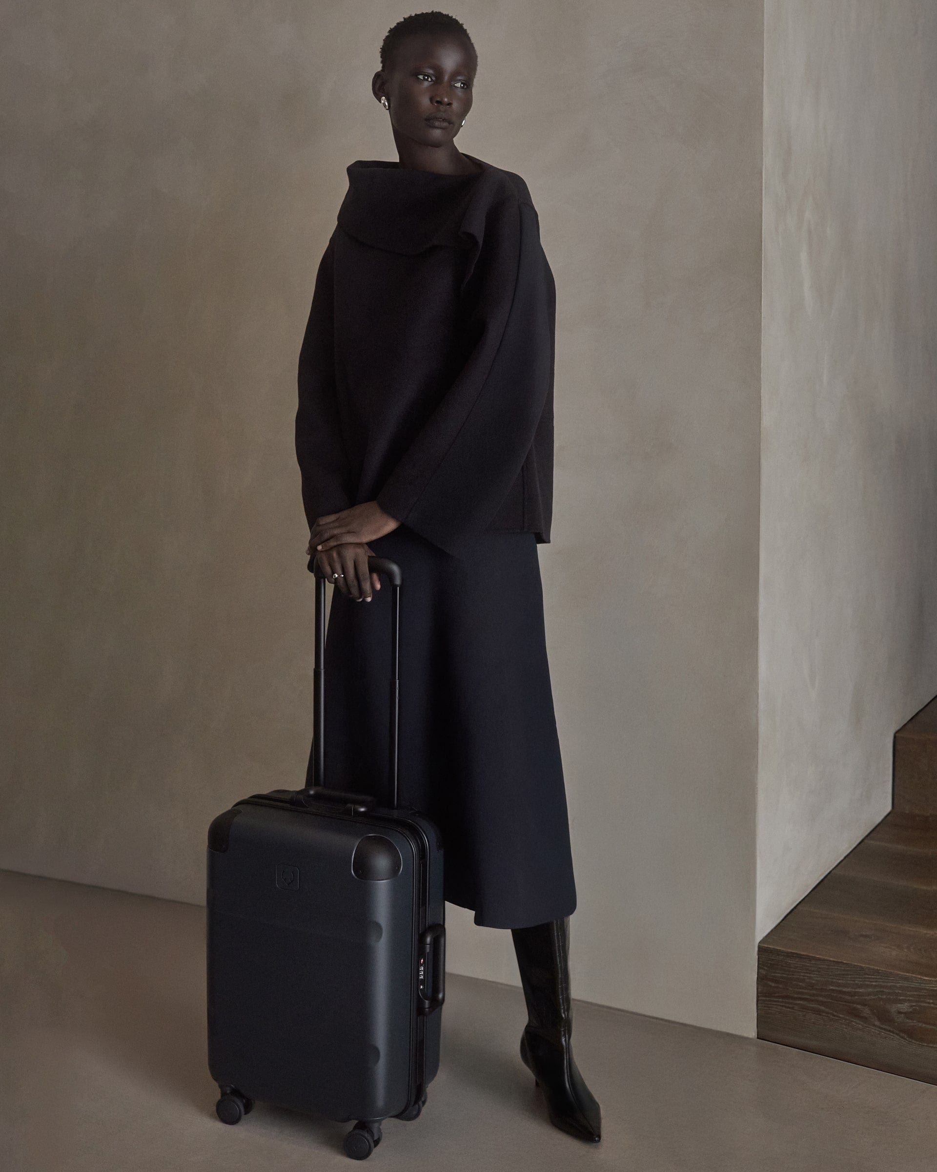 Antler Luggage -  Cabin Suitcase in Basalt Navy - Heritage Stripe - Standard Cabin Case | H1 4W Heritage Stripe Cabin in Basalt Navy | Premium Hard Shell Carry-On Suitcase