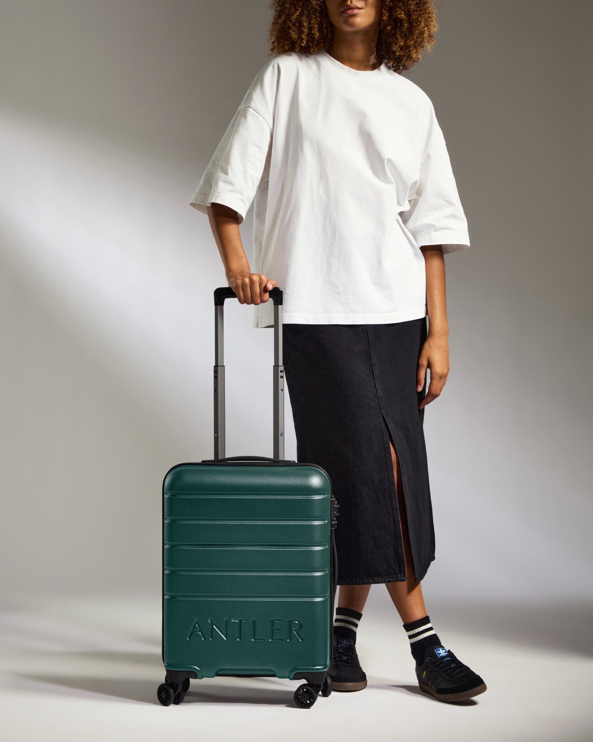 Antler Luggage -  Cabin Suitcase in Dark Teal - Logo - Hard Suitcase - Standard Cabin Cabin Suitcase Dark Teal - Logo | Lightweight Hard Shell Luggage