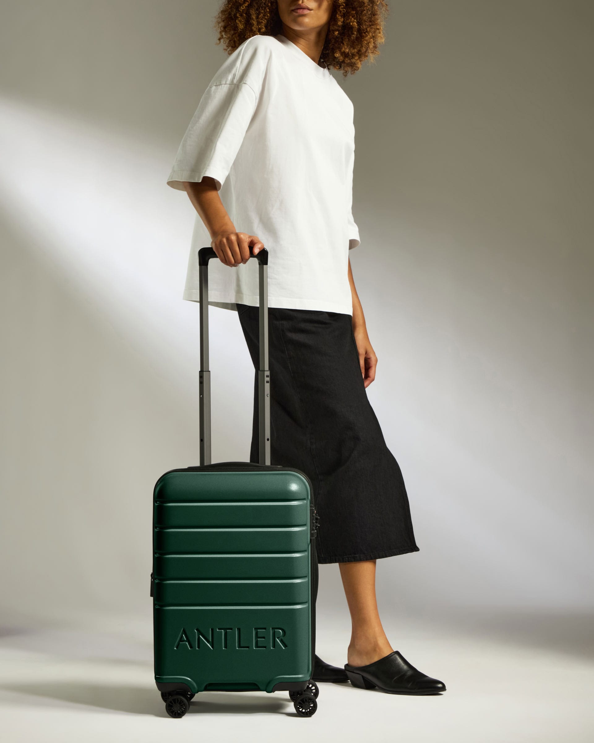 Antler Luggage -  Cabin Suitcase in Dark Teal - Logo - Hard Suitcase - Standard Cabin Cabin Suitcase Dark Teal - Logo | Lightweight Hard Shell Luggage