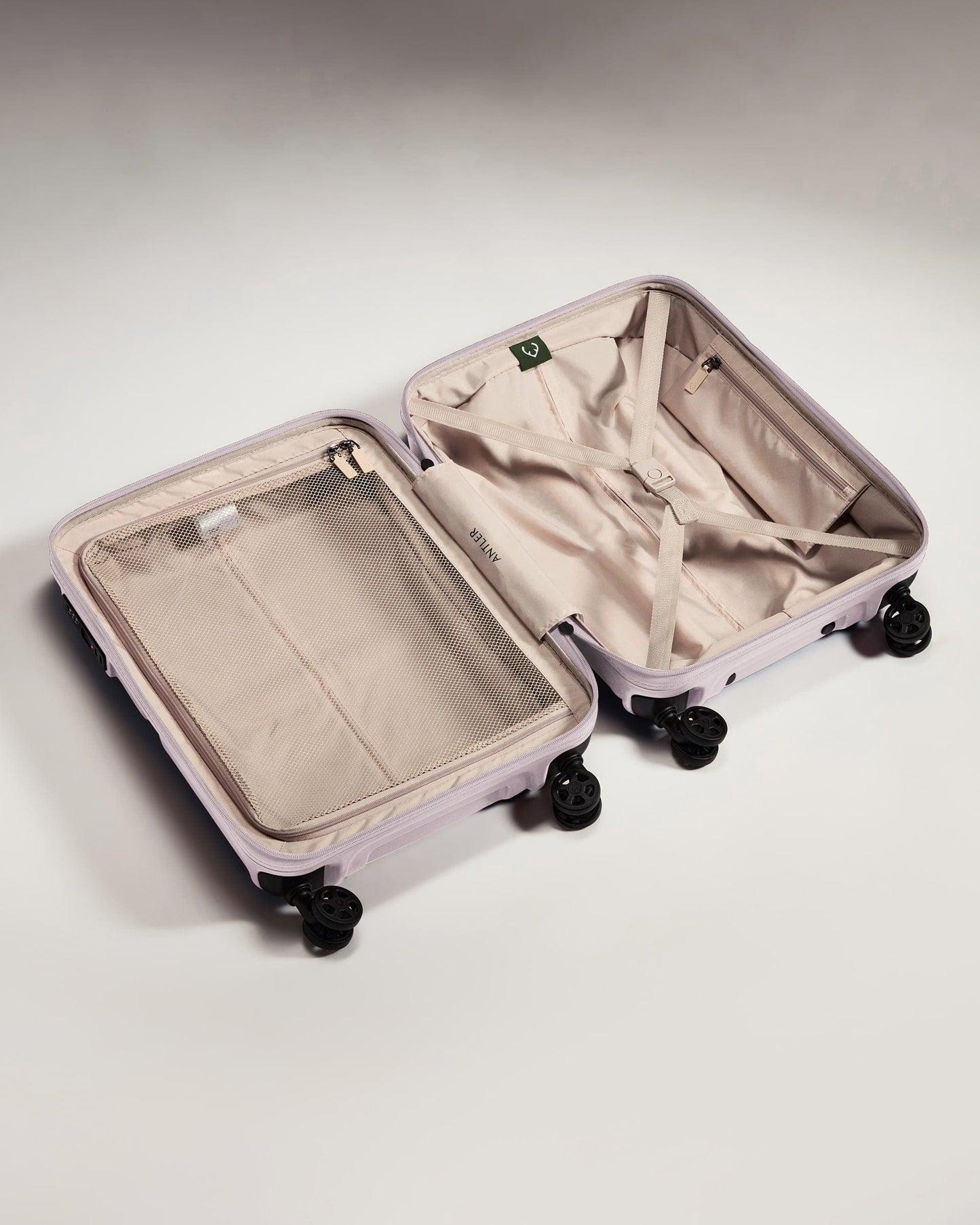 Antler Luggage -  Cabin Suitcase in Dusk Pink - Single Stripe - Hard Suitcase - Standard Cabin Cabin Suitcase in Light Pink - Single Stripe | Cabin Bag & Hard Luggage
