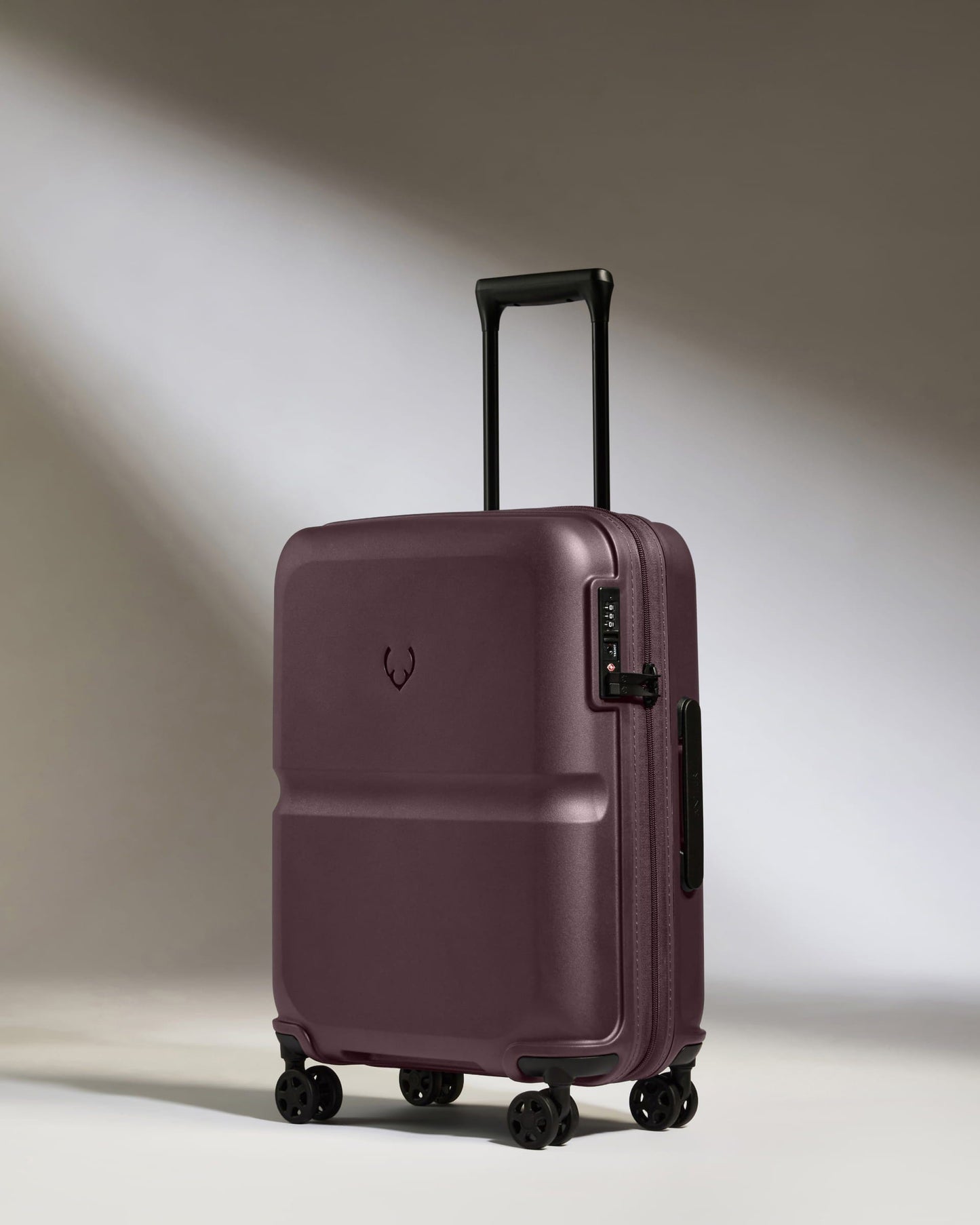 Antler Luggage -  Cabin Suitcase in Lagoon Red - Single Stripe - Hard Suitcase - Standard Cabin Cabin Suitcase in Lagoon Red - Single Stripe | Cabin Bag & Hard Luggage