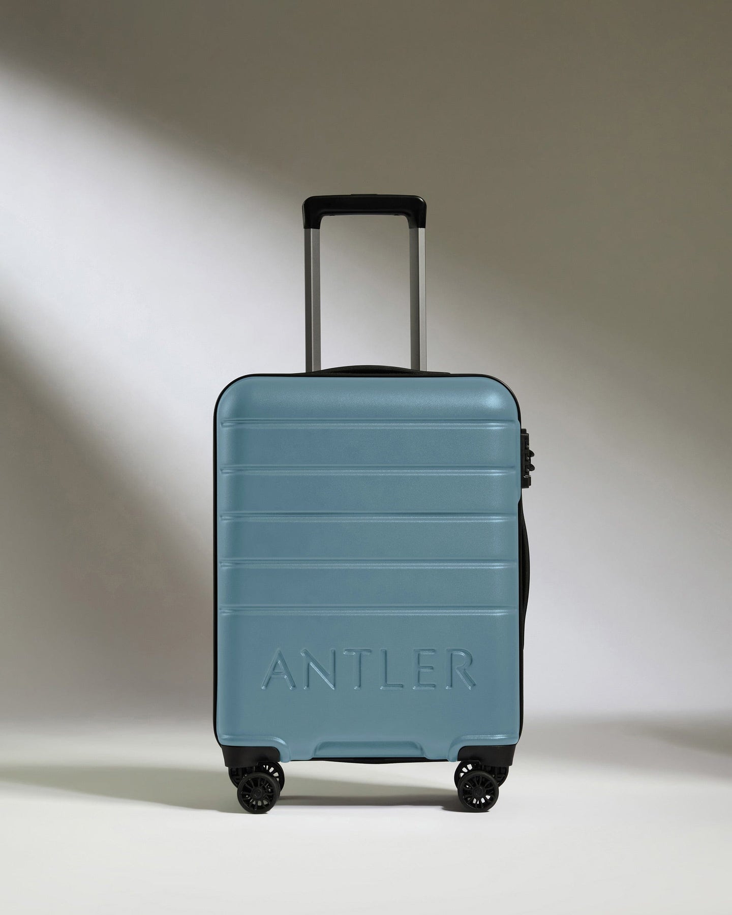 Antler Luggage -  Cabin Suitcase in Light Blue - Logo - Hard Suitcase - Standard Cabin Cabin Suitcase Light Blue - Logo | Lightweight Hard Shell Luggage