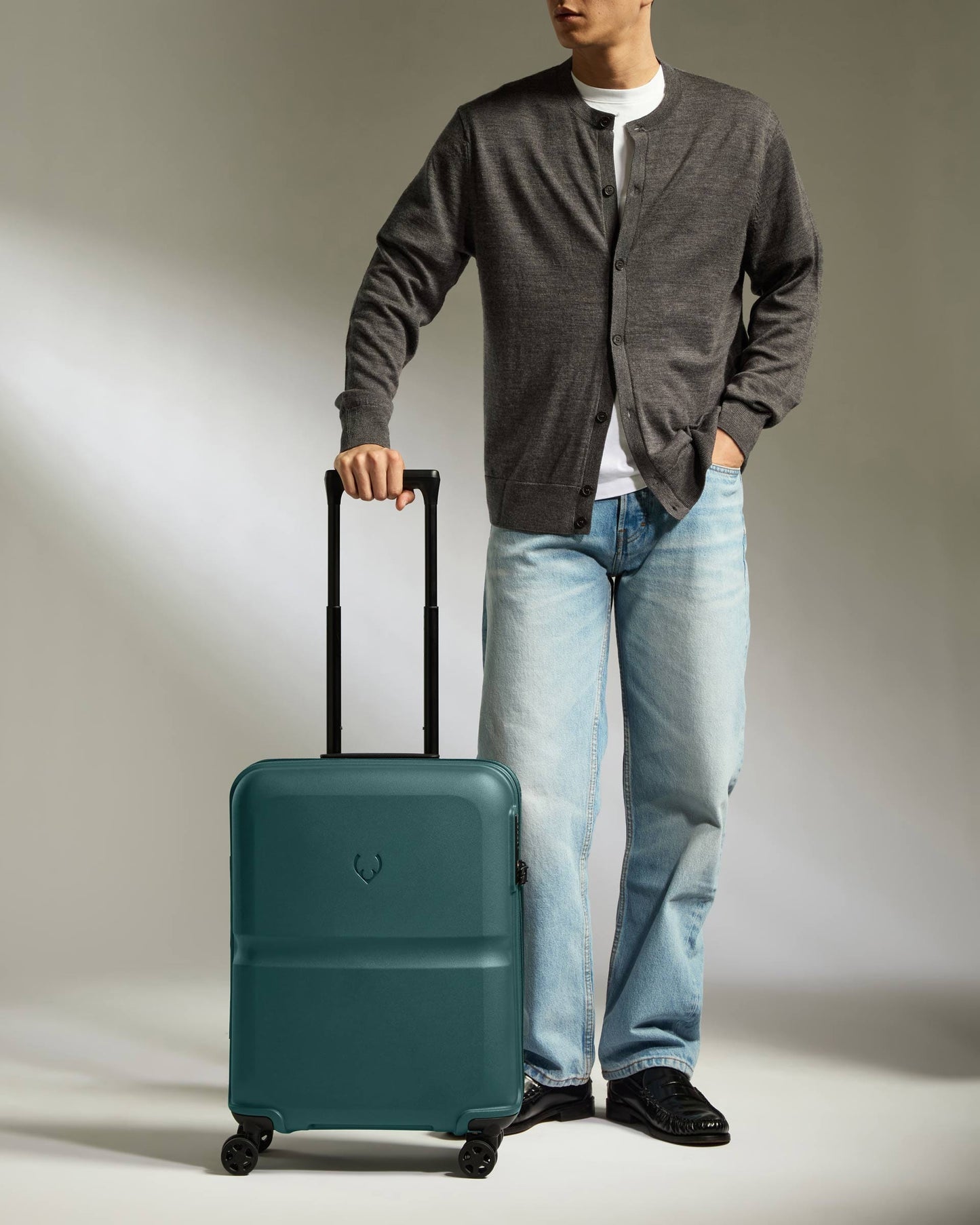 Antler Luggage -  Cabin Suitcase in Marsh Blue - Single Stripe - Hard Suitcase - Standard Cabin Cabin Suitcase in Blue - Single Stripe | Cabin Bag & Hard Luggage
