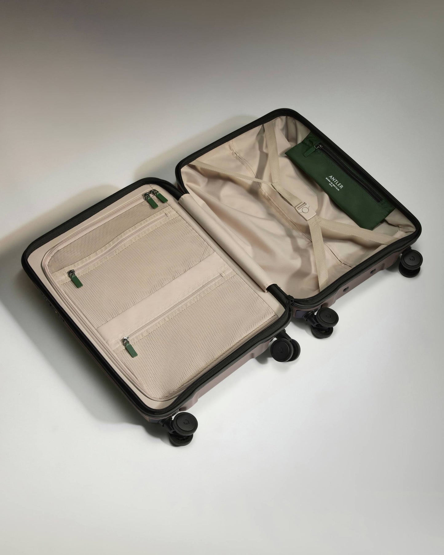 Antler Luggage -  Cabin Suitcase in Pebble Grey - Icon Stripe - Hard Suitcase - Standard Cabin Cabin Suitcase in Grey - Icon Stripe | Lightweight & Hard Shell Suitcase
