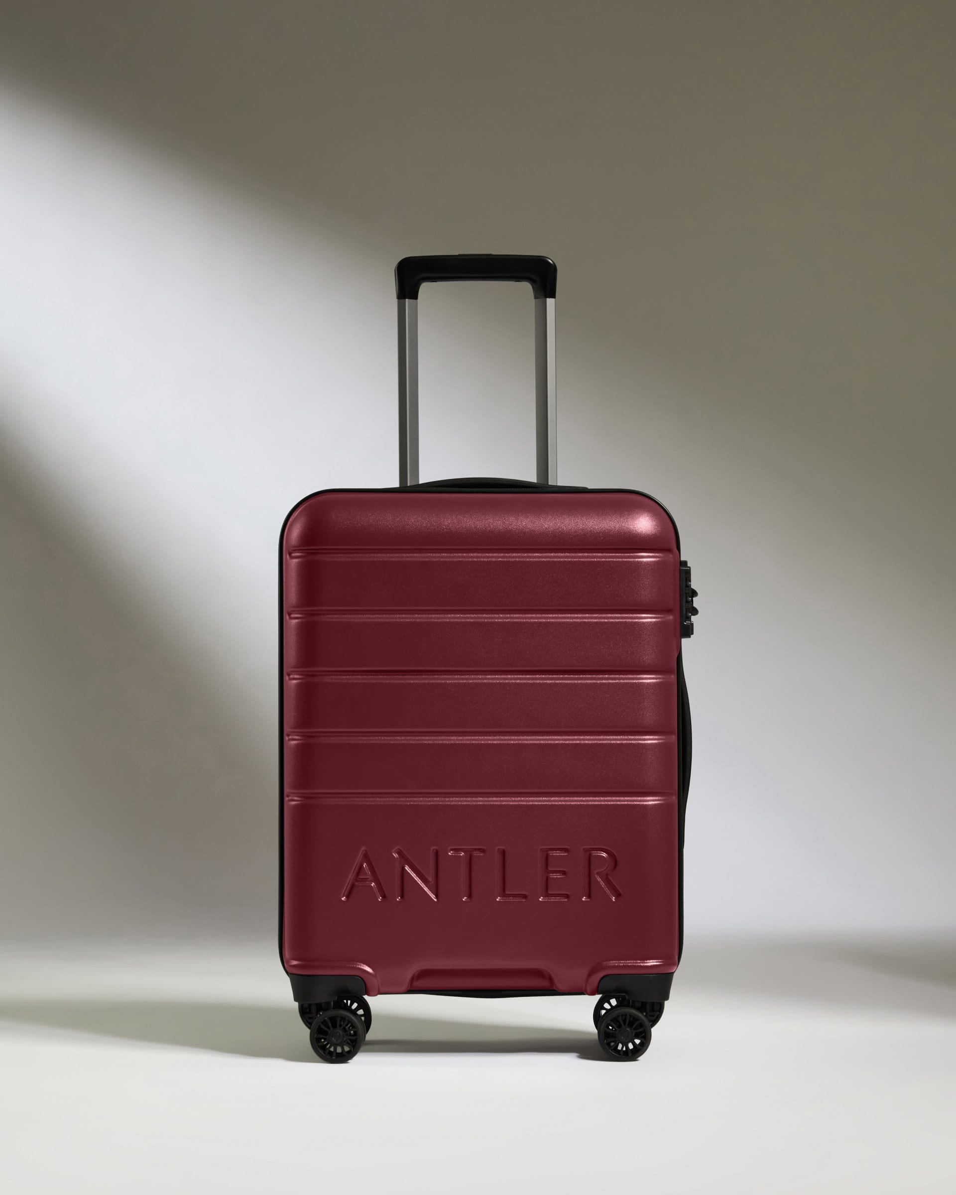 Antler Luggage -  Cabin Suitcase in Rich Red - Logo - Hard Suitcase - Standard Cabin Cabin Suitcase Red - Logo | Lightweight Hard Shell Luggage