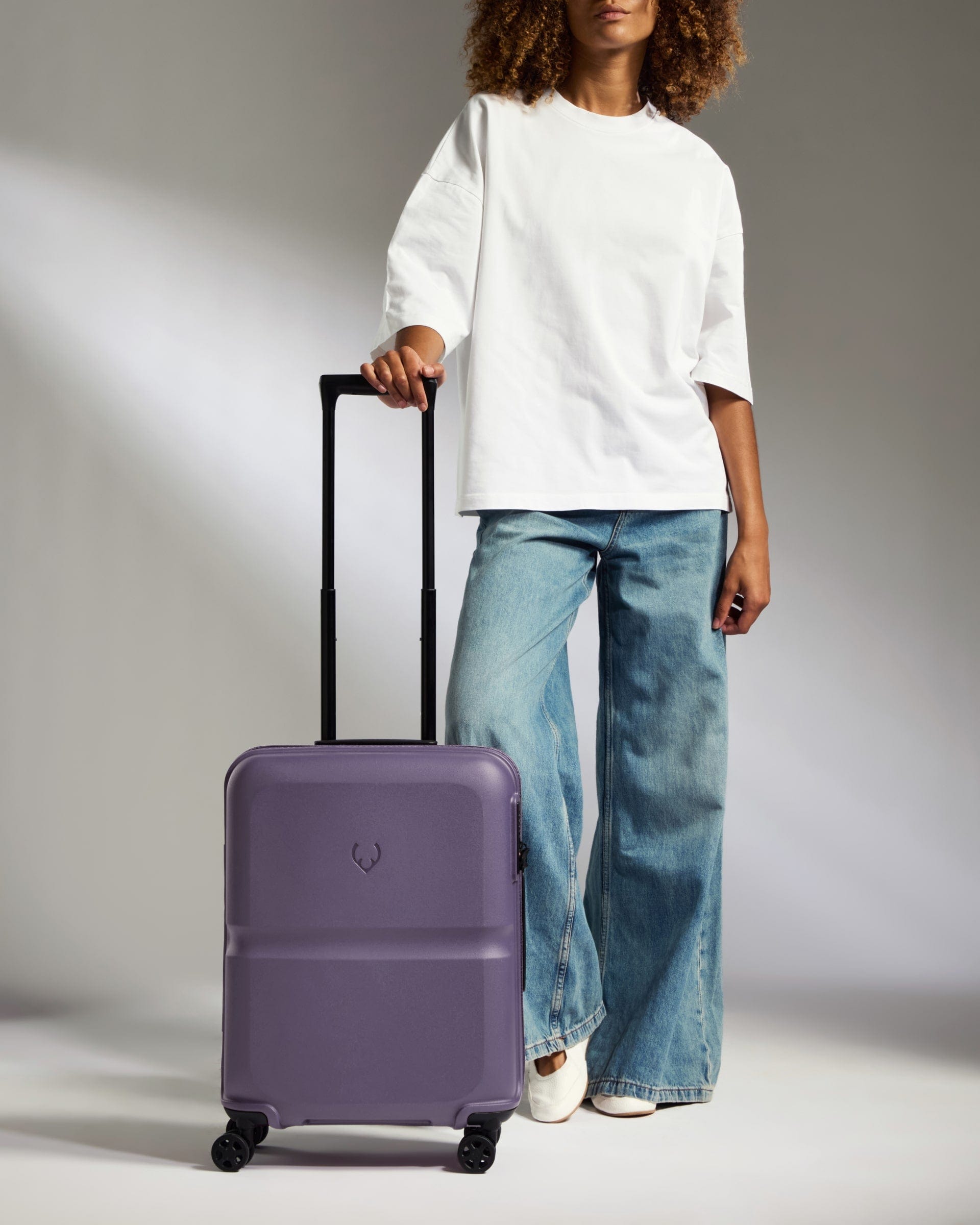 Antler Luggage -  Cabin Suitcase in Thistle Purple - Single Stripe - Hard Suitcase Cabin Suitcase in Light Purple - Single Stripe | Cabin Bag & Hard Luggage