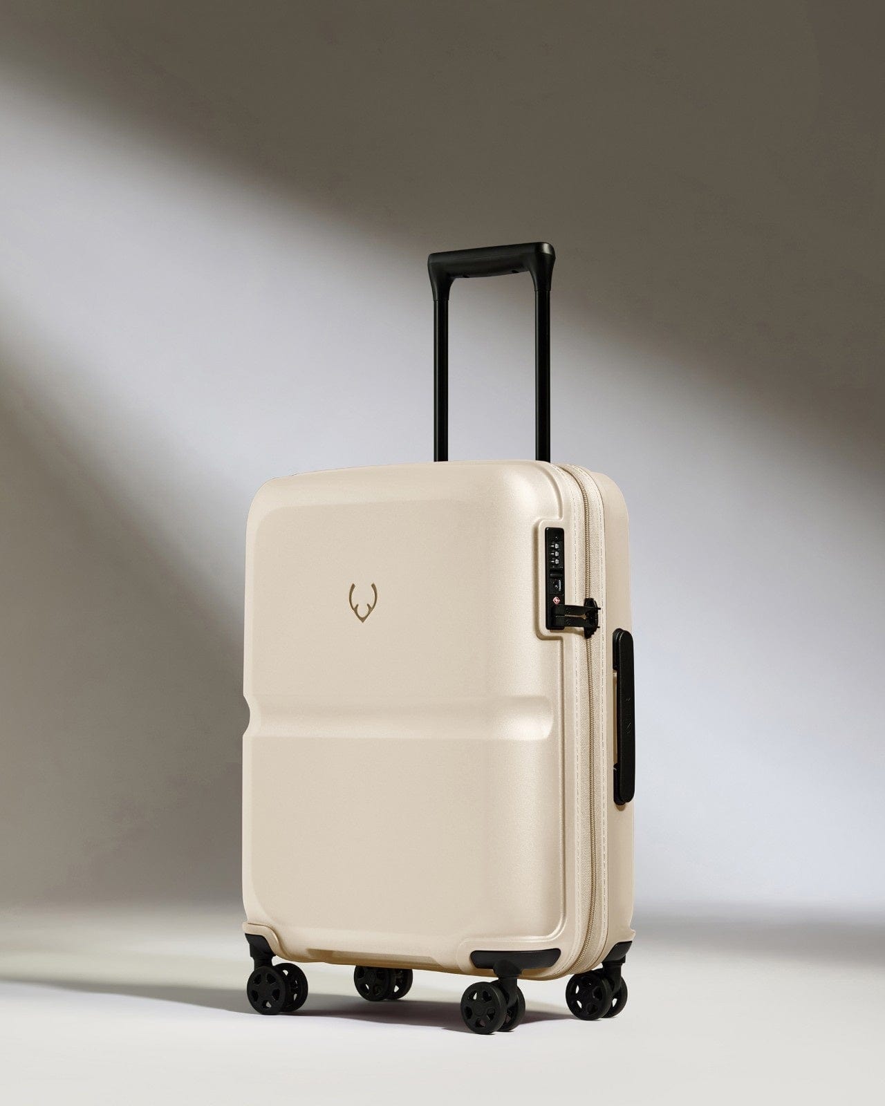 Cabin Suitcase Warm Single Stripe