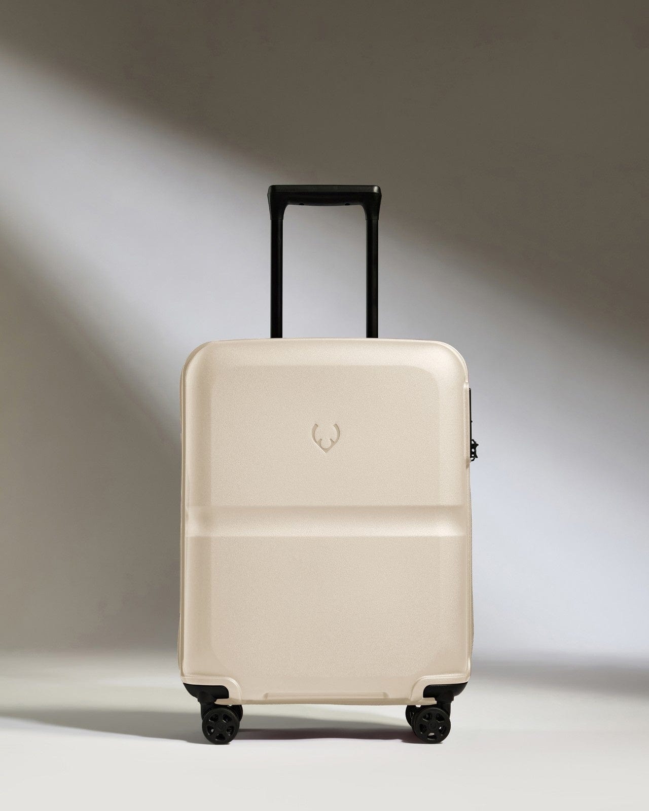 Antler Luggage -  Cabin Suitcase in Wheat Beige - Single Stripe - Hard Suitcase - Standard Cabin Cabin Suitcase in Beige - Single Stripe | Cabin Bag & Hard Luggage