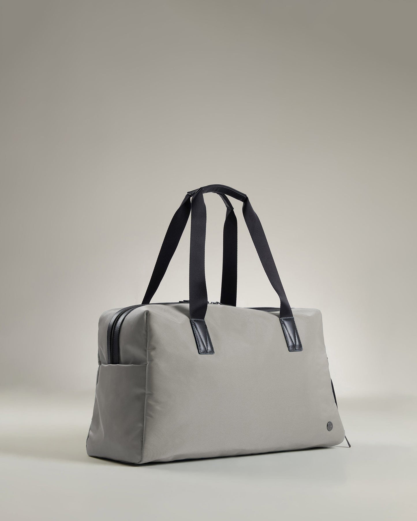 Antler Luggage -  Chelsea weekender in taupe - Weekend bags Chelsea Weekend Bag Taupe (Beige) | Travel Bags | Antler UK
