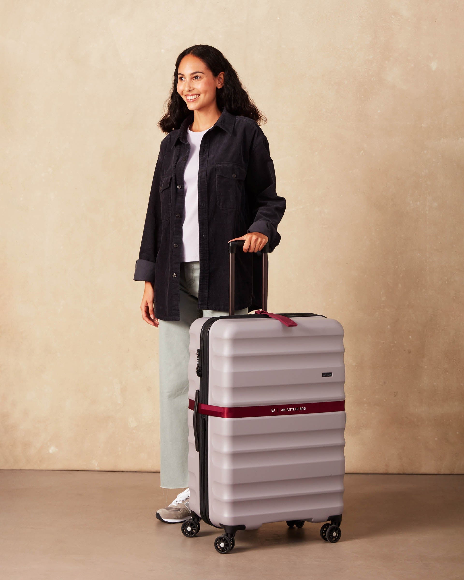 Antler large suitcase outlet