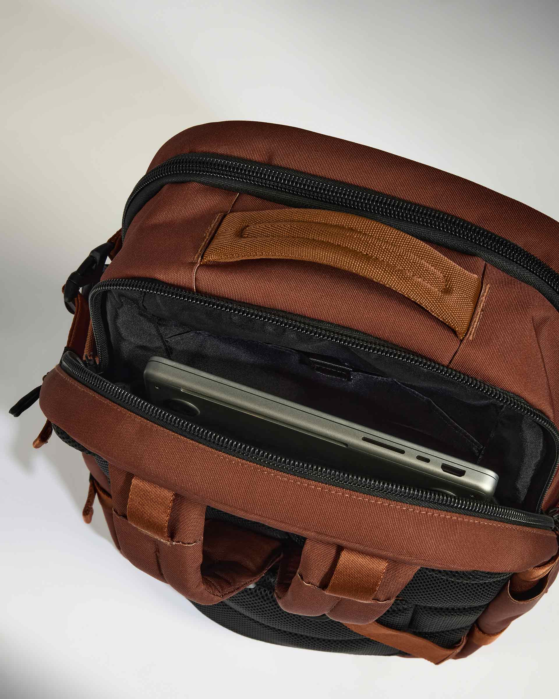 Antler Luggage -  Discovery 28L Backpack in Clay Brown - Backpack Discovery 28L Backpack in Clay | Rucksacks & Travel Bags