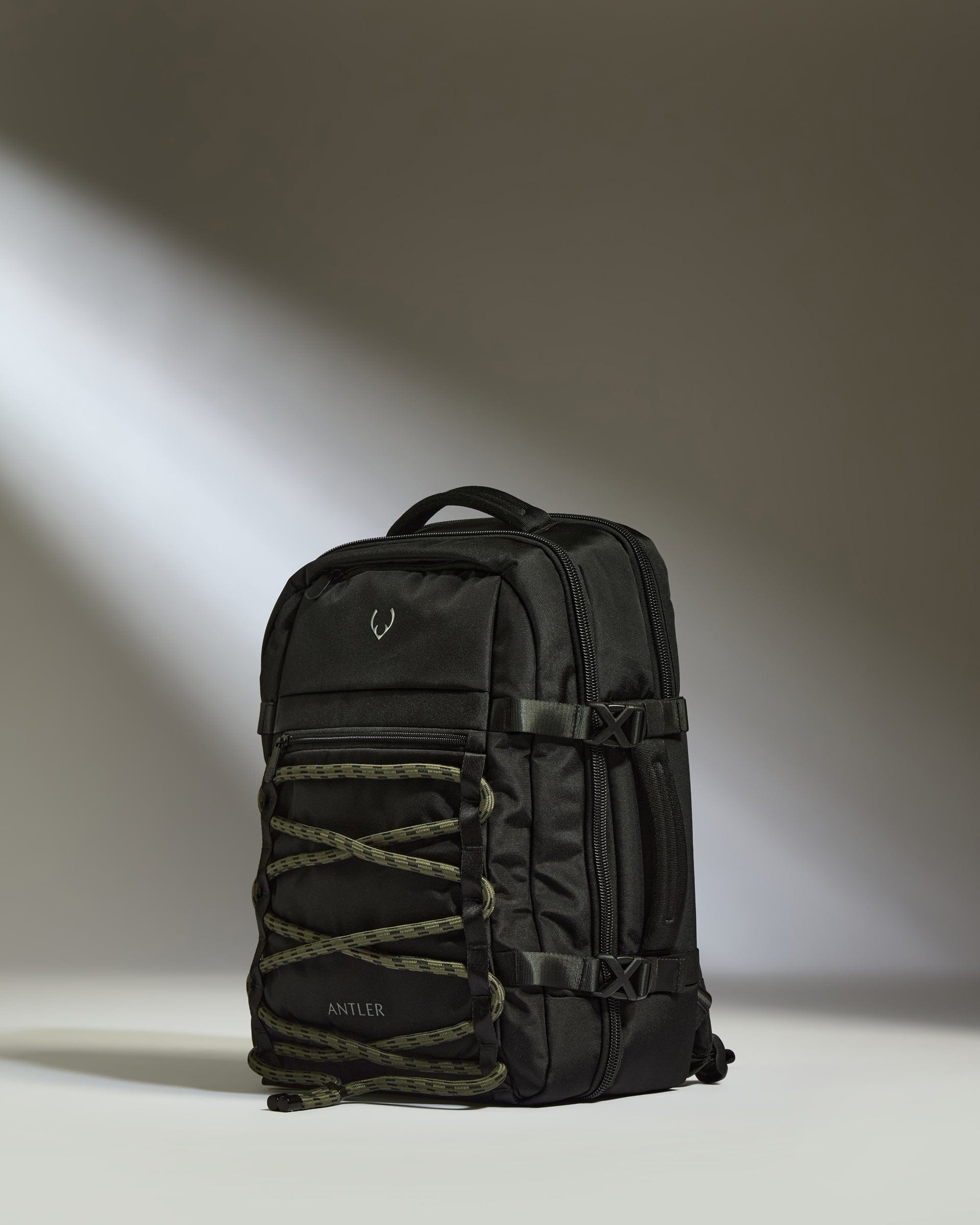 Discovery Backpack Carbon
