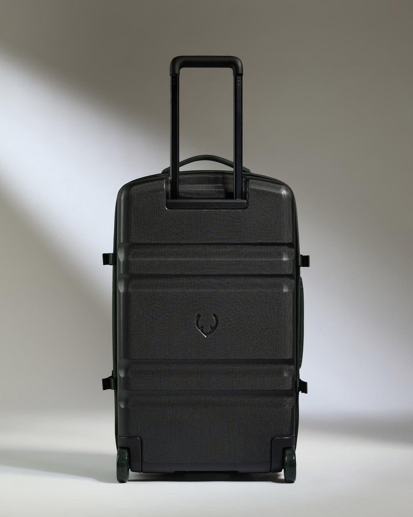 Antler Luggage -  Discovery Wheeled Duffel in Dark Forest Green - Wheeled Duffle Discovery Wheeled Duffel in Dark Green | Holdall Bag & Suitcase