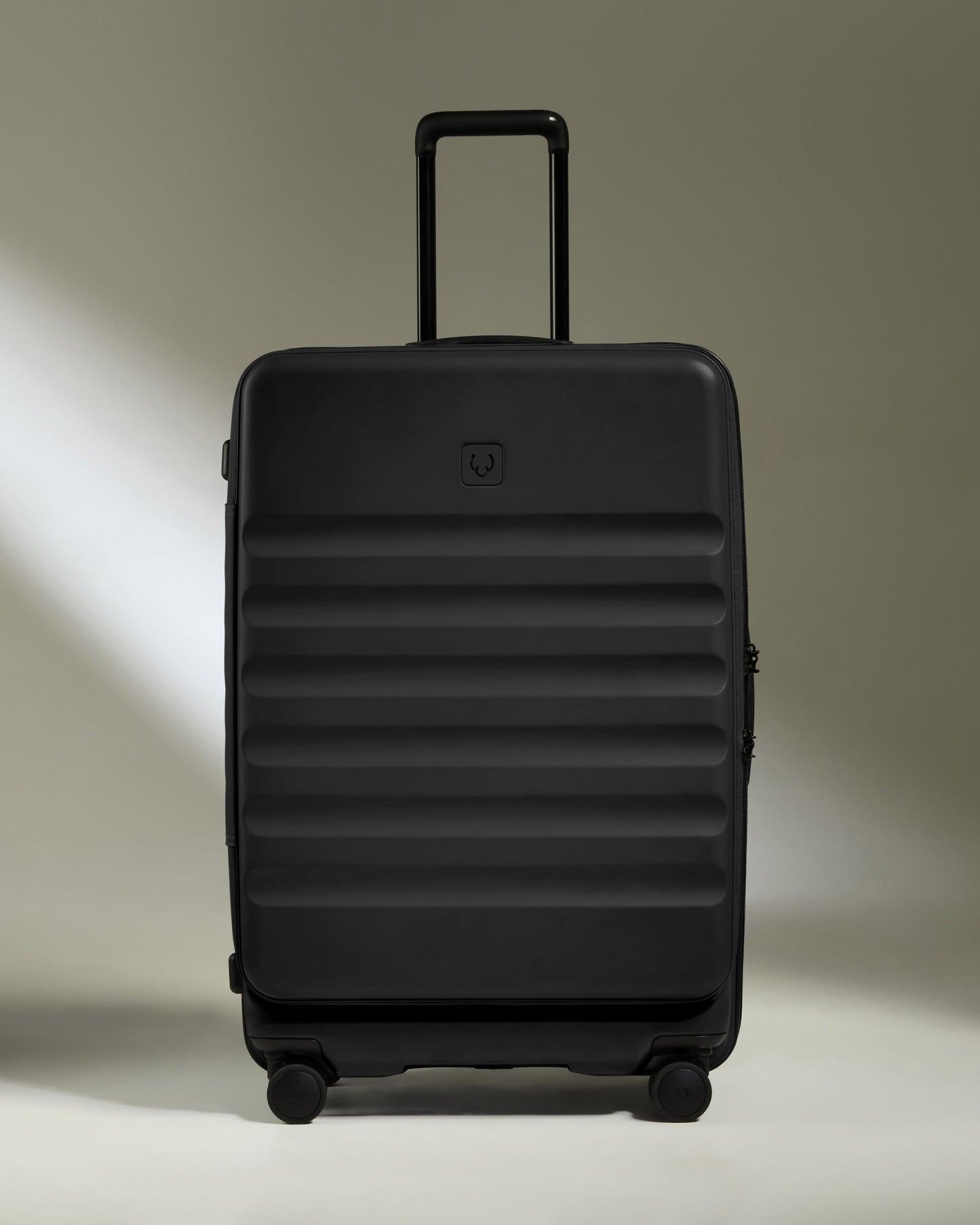 Antler Luggage -  Dual Opening Large Suitcase in Black - Icon Stripe - Hard Suitcase - Large Dual Opening Large Suitcase in Black - Icon Stripe | Lightweight & Hard Shell Suitcase