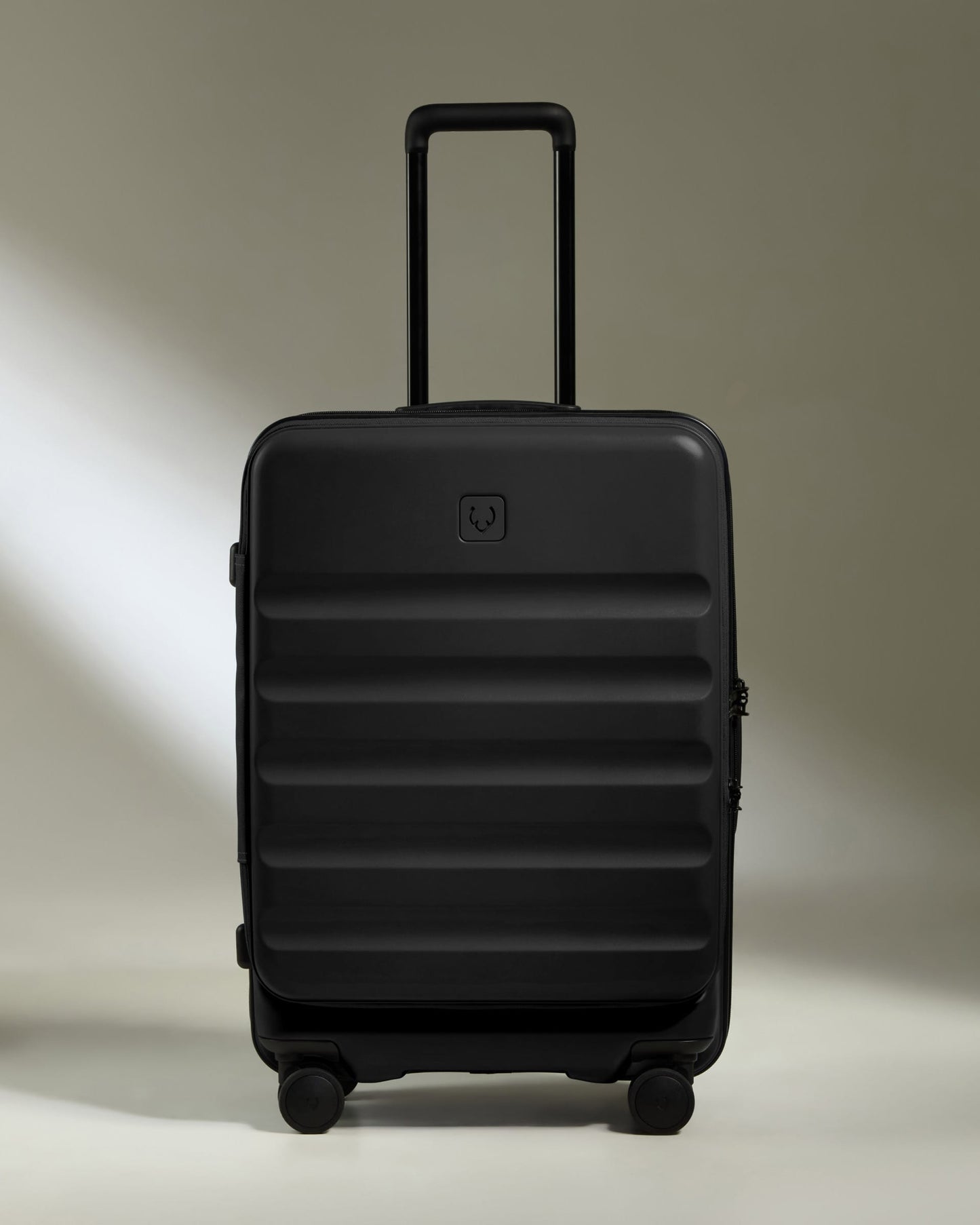 Antler Luggage -  Dual Opening Medium Suitcase in Black - Icon Stripe - Expanding Rollercase | Medium 4W Dual Opening Medium Suitcase in Black - Icon Stripe | Lightweight & Hard Shell Suitcase