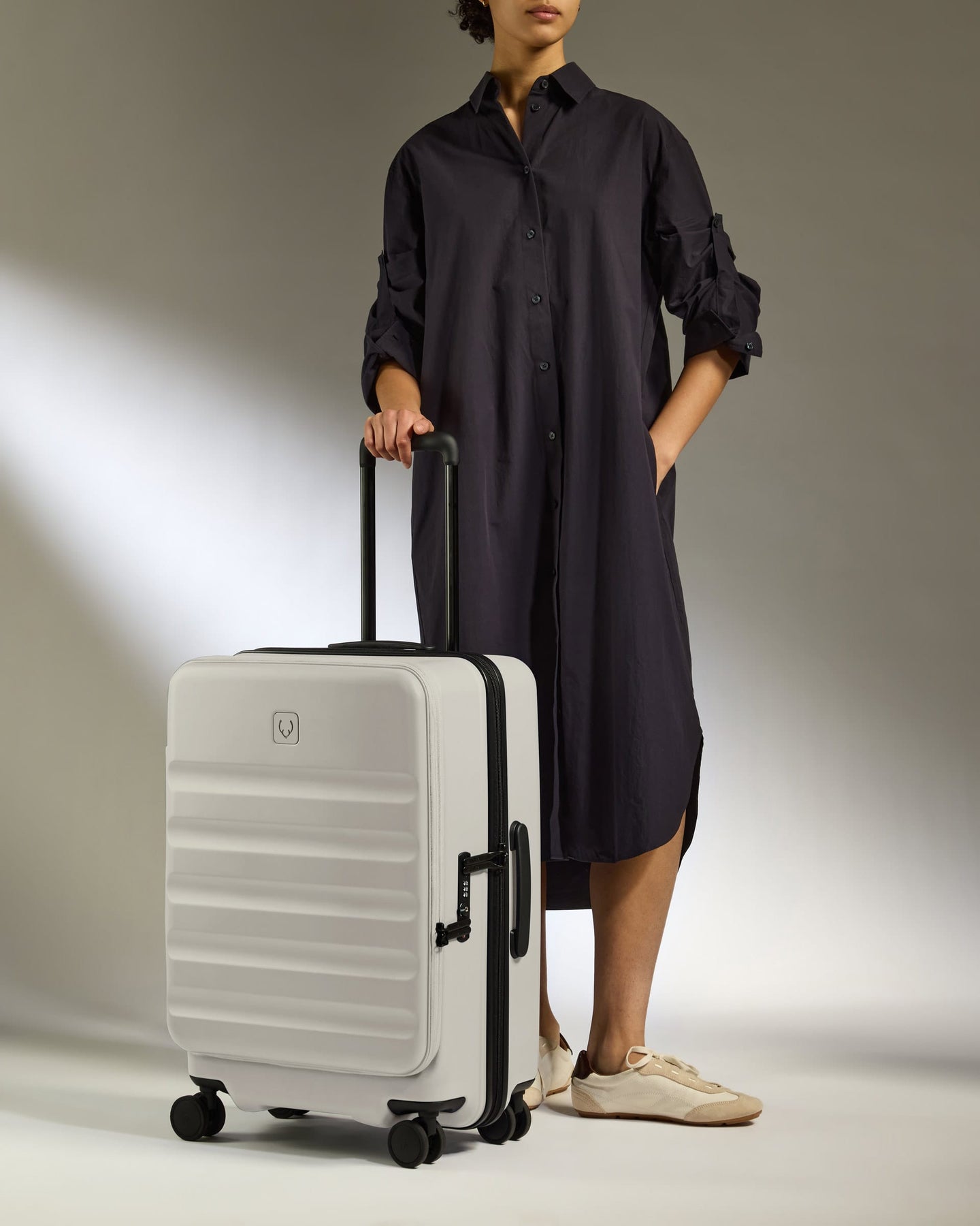 Antler Luggage -  Dual Opening Medium Suitcase in Taupe - Icon Stripe - Expanding Rollercase | Medium 4W Dual Opening Medium Suitcase in Neutral - Icon Stripe | Lightweight & Hard Shell Suitcase
