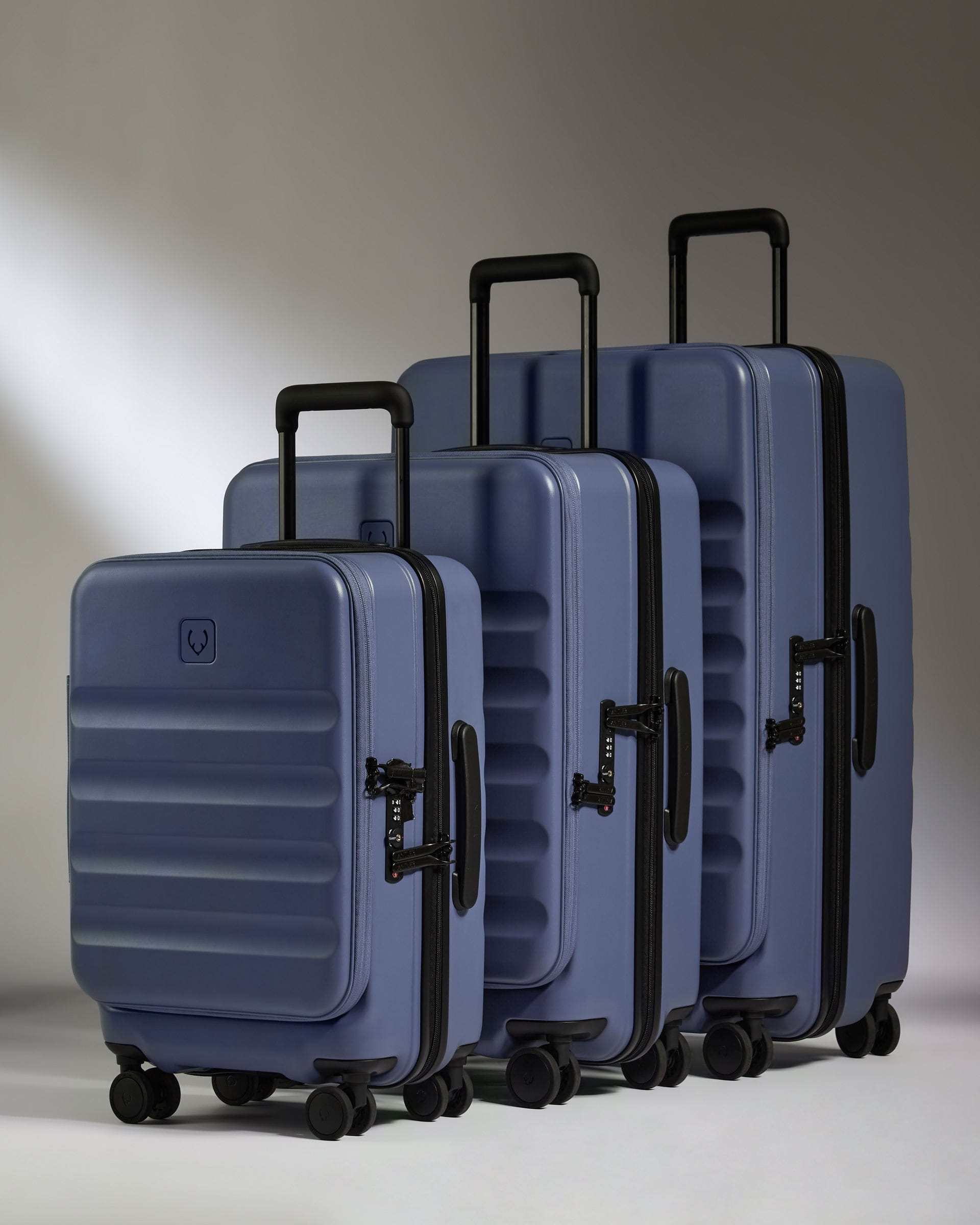 Antler Luggage -  Dual Opening Suitcase Set in Ocean Blue - Icon Stripe - Hard Suitcase - Set Icon Stripe Set of 3 | Blue Dual Opening Suitcase