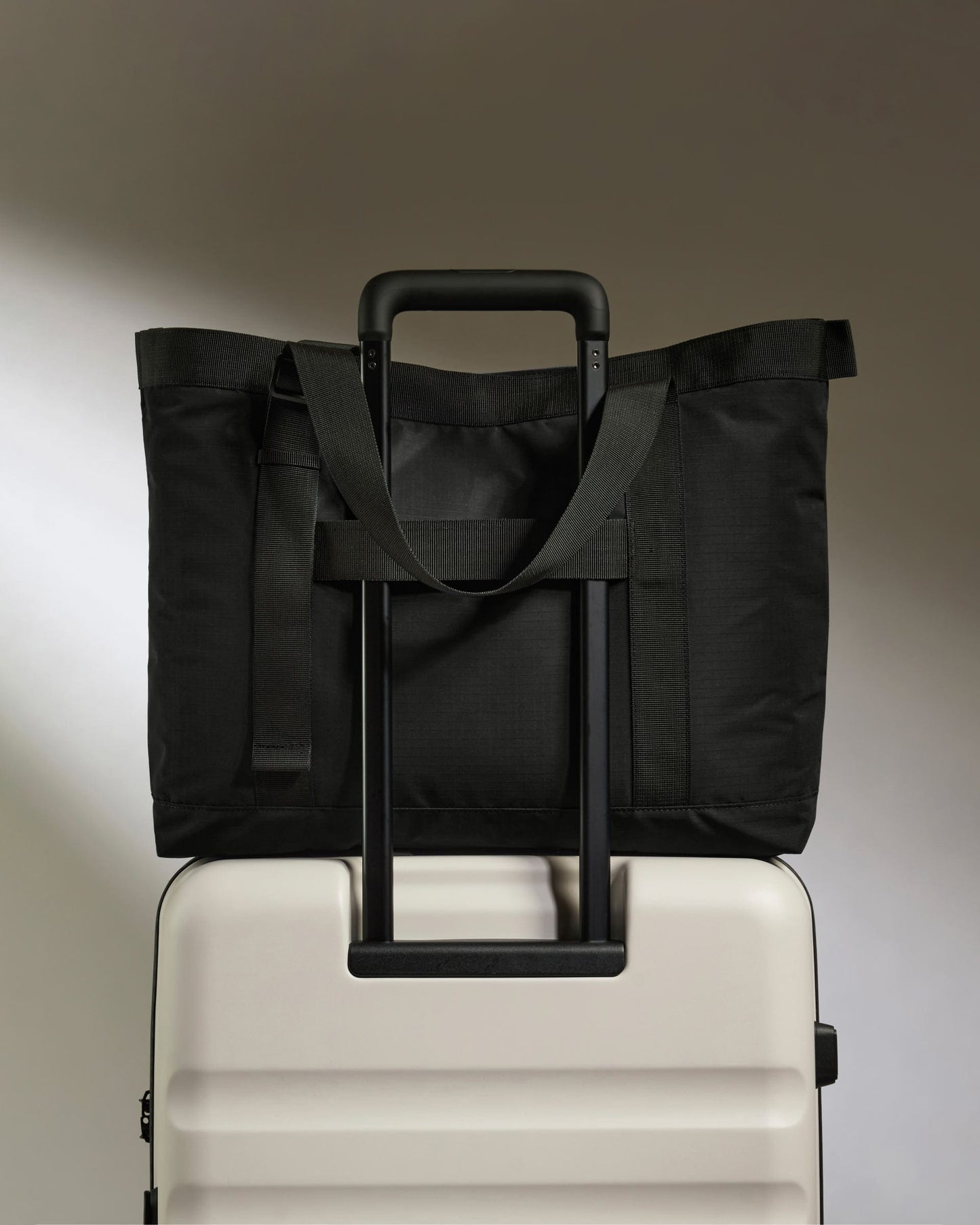 Antler Luggage -  Essential Tote Bag in Black - Tote Bag Essential Tote Bag in Black | Travel & Lifestyle Bags 