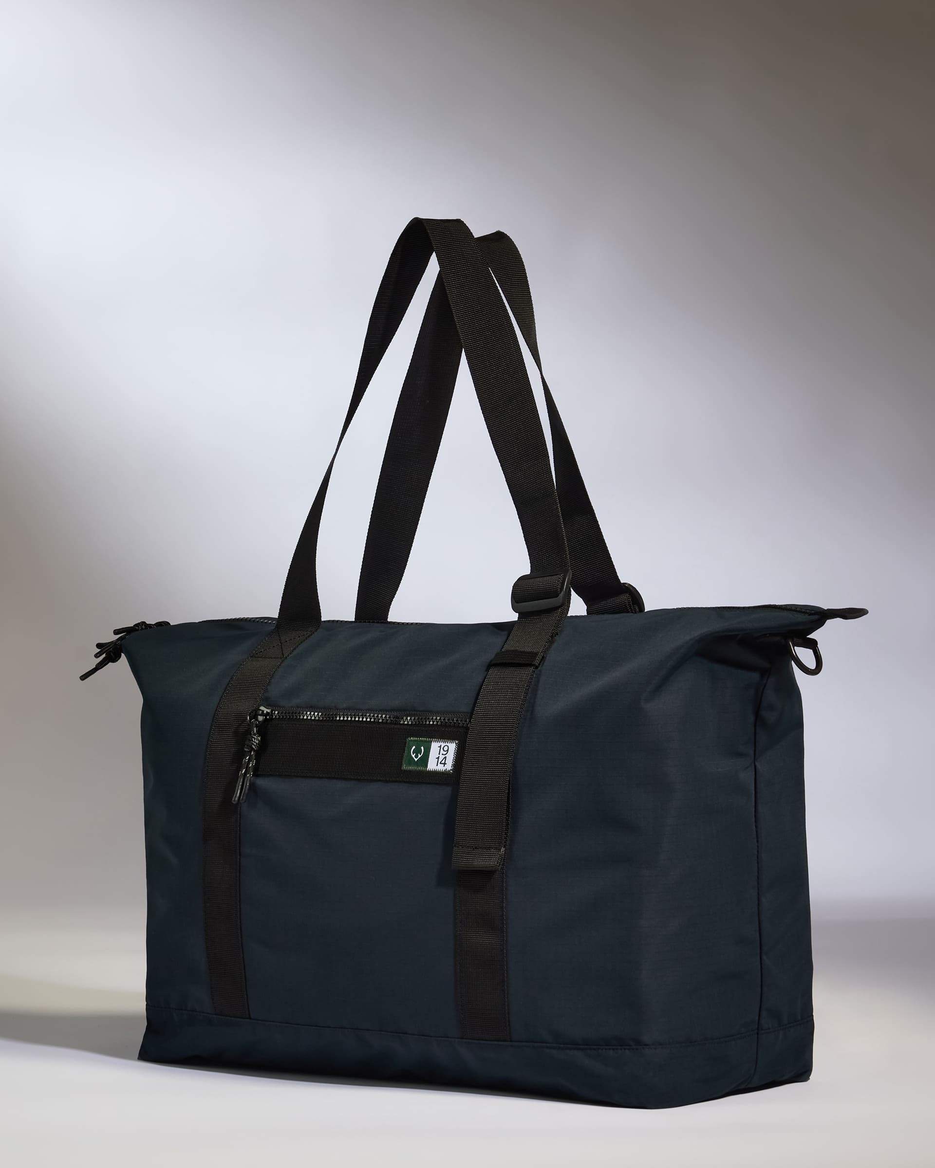 Antler Luggage -  Essential Weekender Bag in Navy - Weekender Essential Weekender Bag in Navy | Travel & Lifestyle Bags 