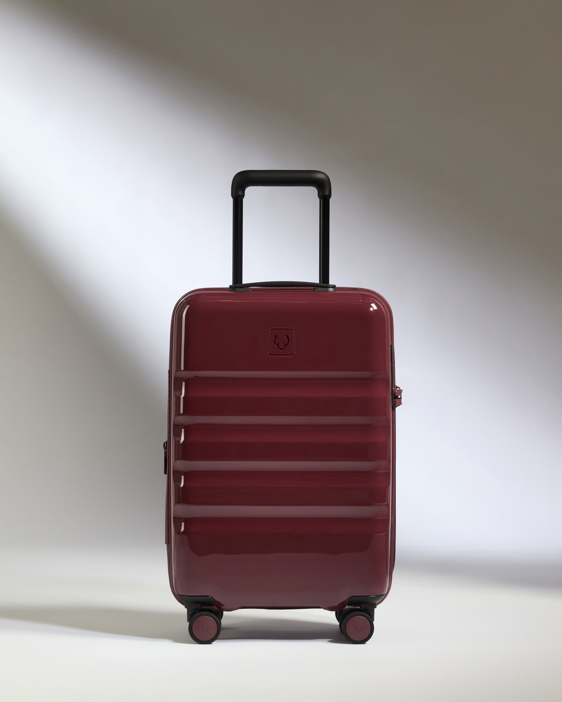 Antler Luggage -  Expandable Cabin Suitcase in Cedar Red Gloss - Icon Stripe - Hard Suitcase Expandable Cabin Suitcase in Red Gloss - Icon Stripe | Lightweight & Hard Shell Suitcase