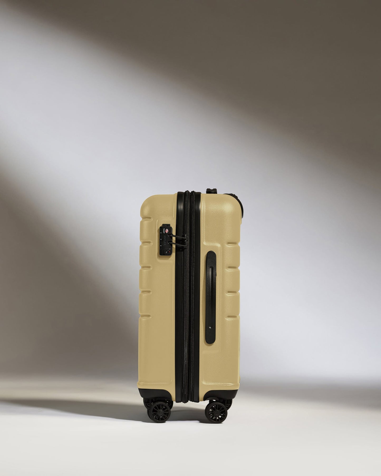 Antler Luggage -  Expandable Cabin Suitcase in Dark Sand - Logo - Hard Suitcase - Standard Cabin Cabin Suitcase Yellow - Logo | Lightweight Hard Shell Luggage
