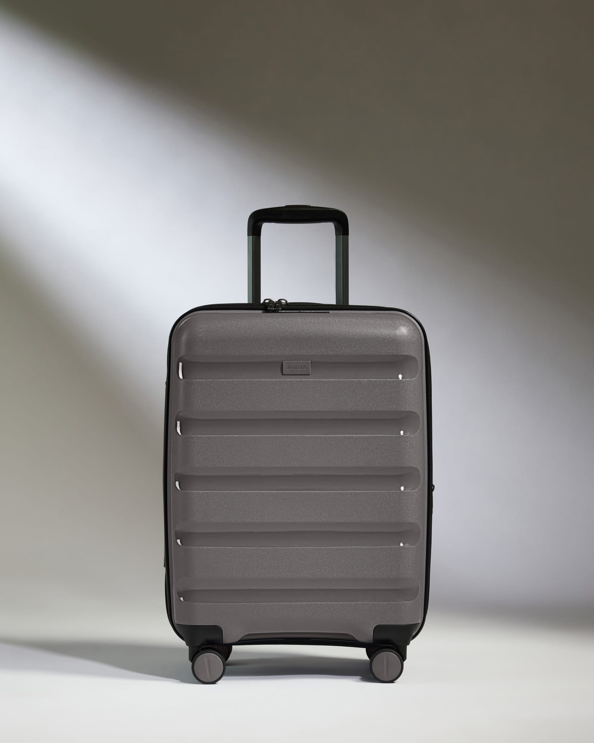 Antler Luggage -  Expandable Cabin Suitcase in Gloss Gull Grey -  Logo Stripe - Expander Cabin Case | B1 4W Expandable Cabin Suitcase in Gloss Gull Grey -  Logo Stripe