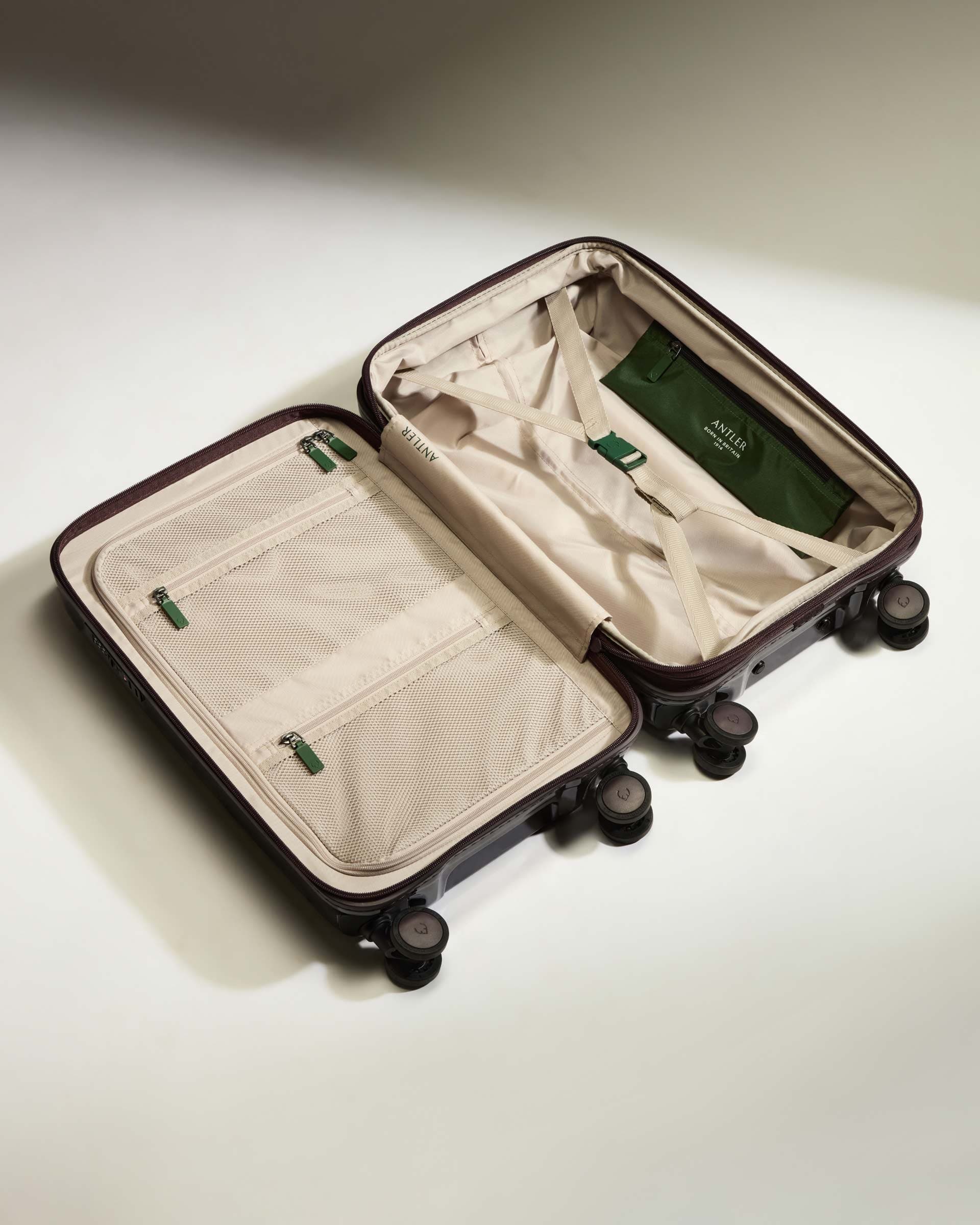 Antler Luggage -  Expandable Cabin Suitcase in Hedgerow - Icon Stripe - Hard Suitcase Expandable Cabin Suitcase in Hedgerow - Icon Stripe | Lightweight & Hard Shell Suitcase