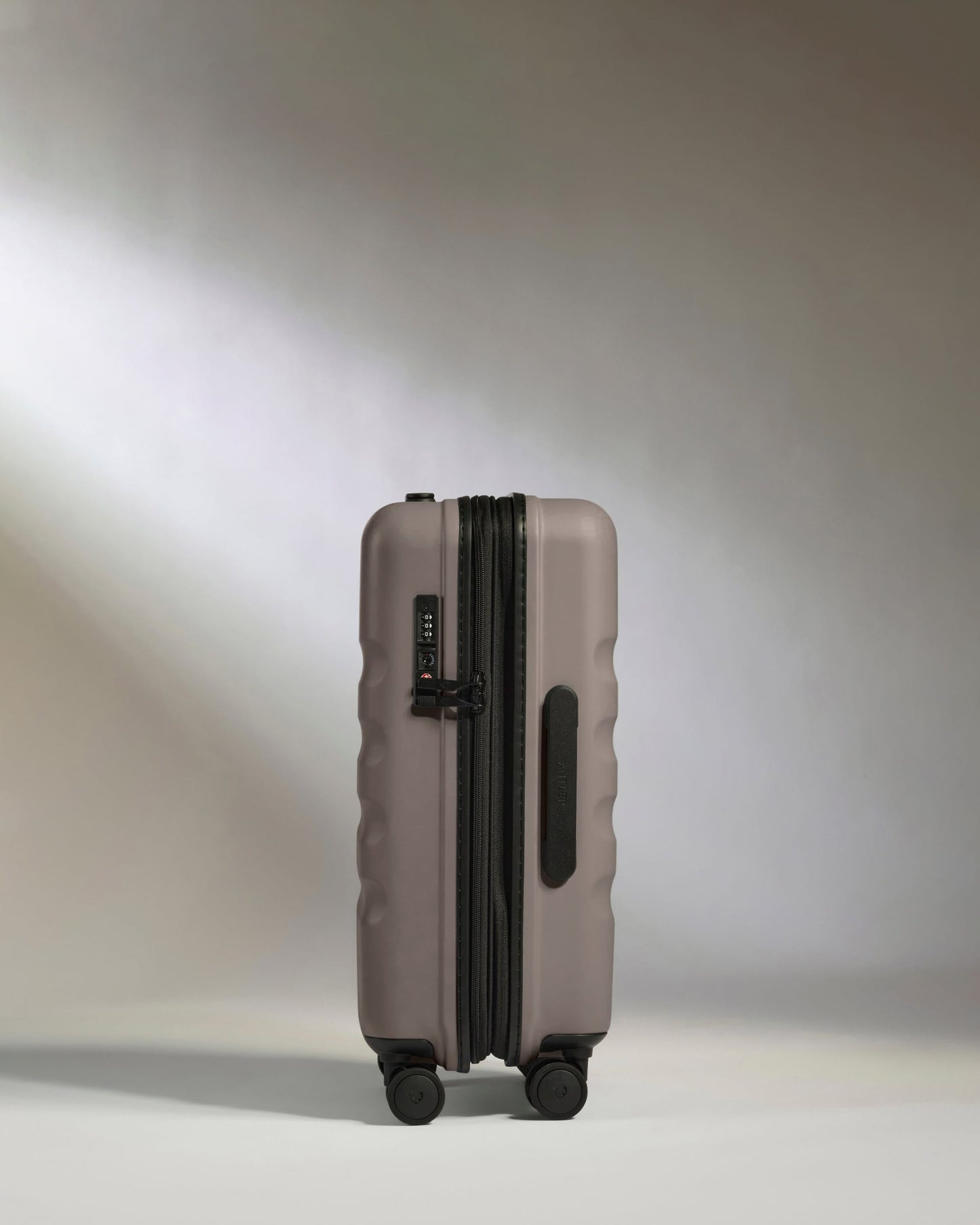 Antler Luggage -  Expandable Cabin Suitcase in Pebble Grey - Icon Stripe - Hard Suitcase - Expander Cabin Expandable Cabin Suitcase in Grey - Icon Stripe | Lightweight & Hard Shell Suitcase