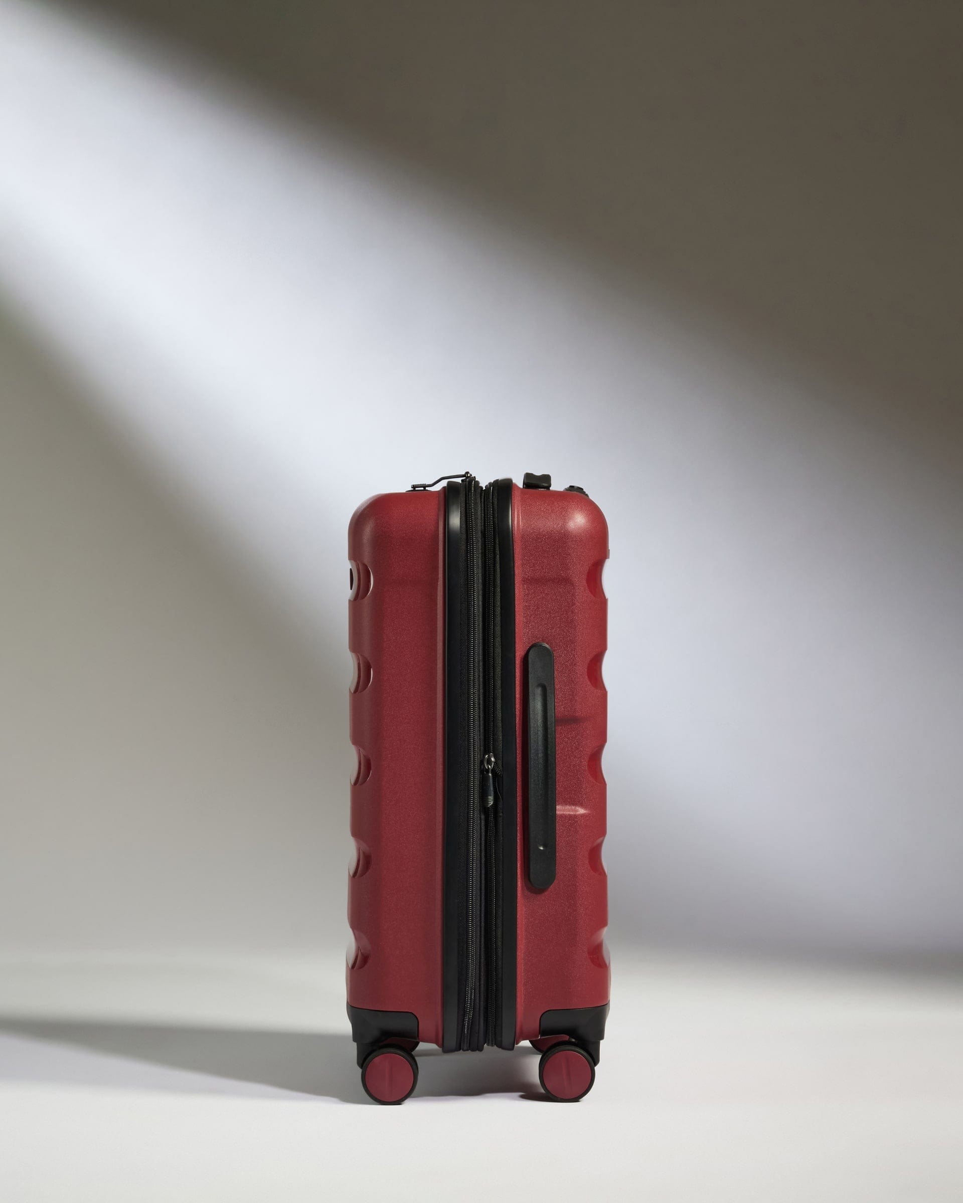 Antler Luggage -  Expandable Cabin Suitcase in Soft Red - Logo Stripe - Hard Suitcase - Expander Cabin Expandable Cabin Suitcase Red - Logo Stripe | Lightweight Hard Shell Luggage