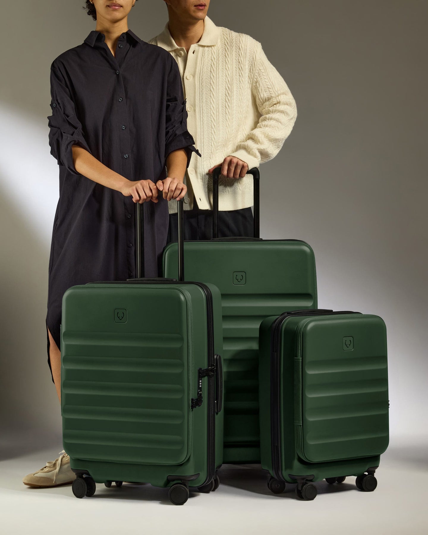 Antler Luggage -  Expandable Dual Opening Cabin Suitcase Set in Antler Green - Icon Stripe - Hard Suitcase - Expander Cabin Set Expandable Dual Opening Cabin Suitcase Set in Green - Icon Stripe | Lightweight & Hard Shell Suitcase
