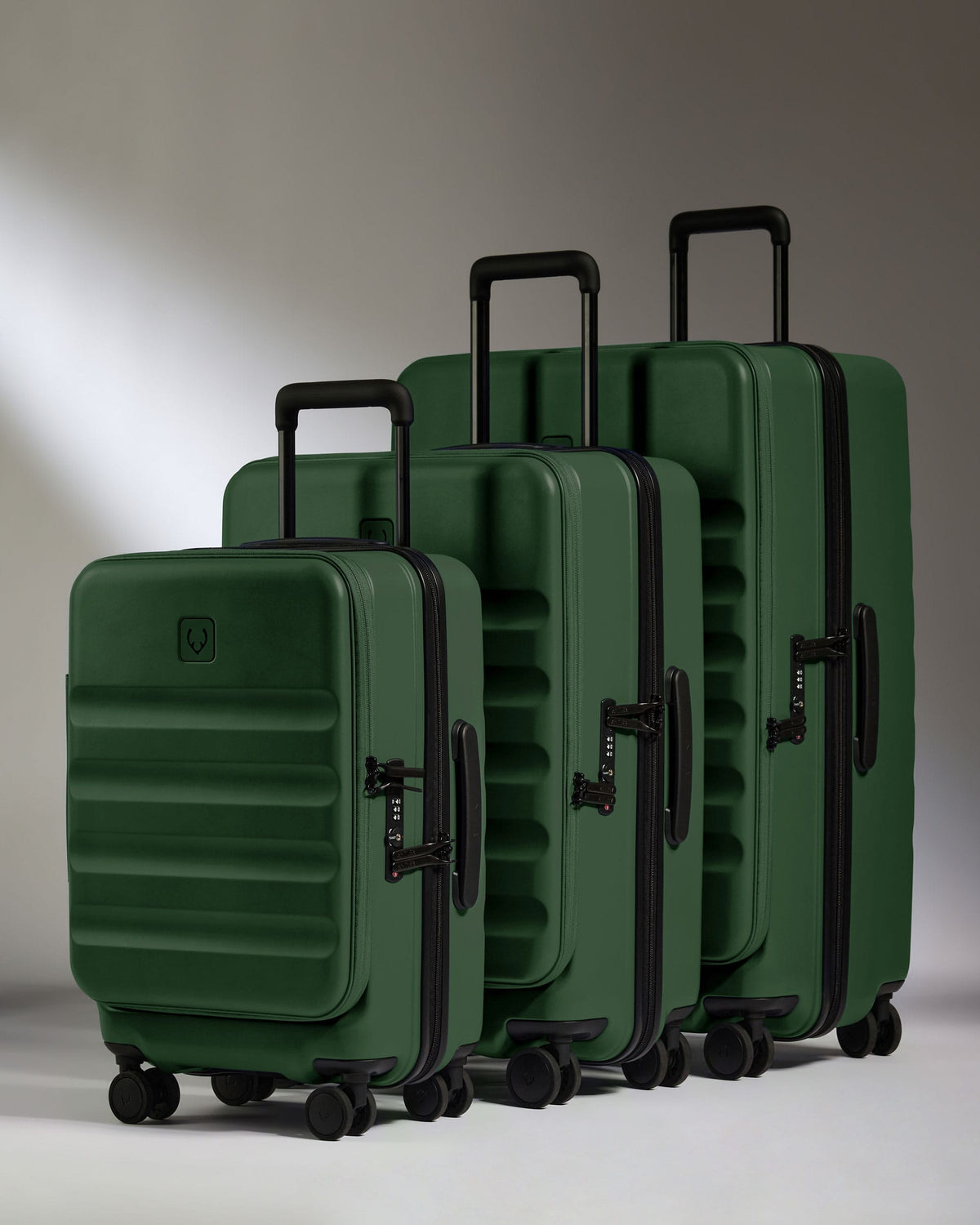 Antler Luggage -  Expandable Dual Opening Cabin Suitcase Set in Antler Green - Icon Stripe - Hard Suitcase - Expander Cabin Set Expandable Dual Opening Cabin Suitcase Set in Green - Icon Stripe | Lightweight & Hard Shell Suitcase