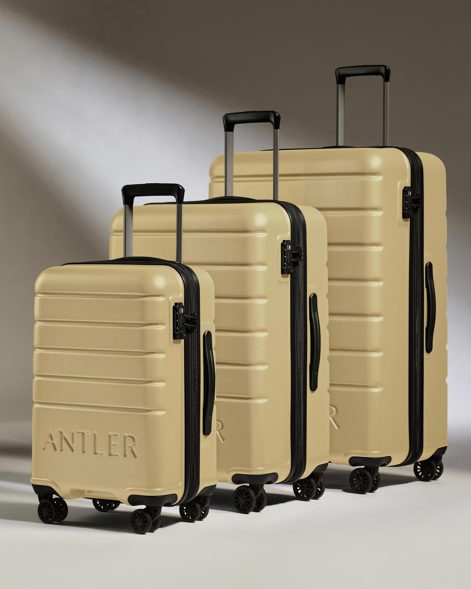Antler Luggage -  Expandable Suitcase Set in Dark Sand - Logo - Hard Suitcases Logo Set of 3 Suitcases Yellow | Lightweight Hard Shell Luggage