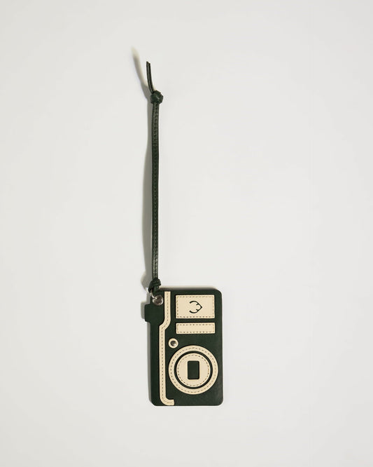 Antler Luggage -  Heritage Leather Tag Camera Green - Travel Accessories Heritage Leather Tag Camera Green