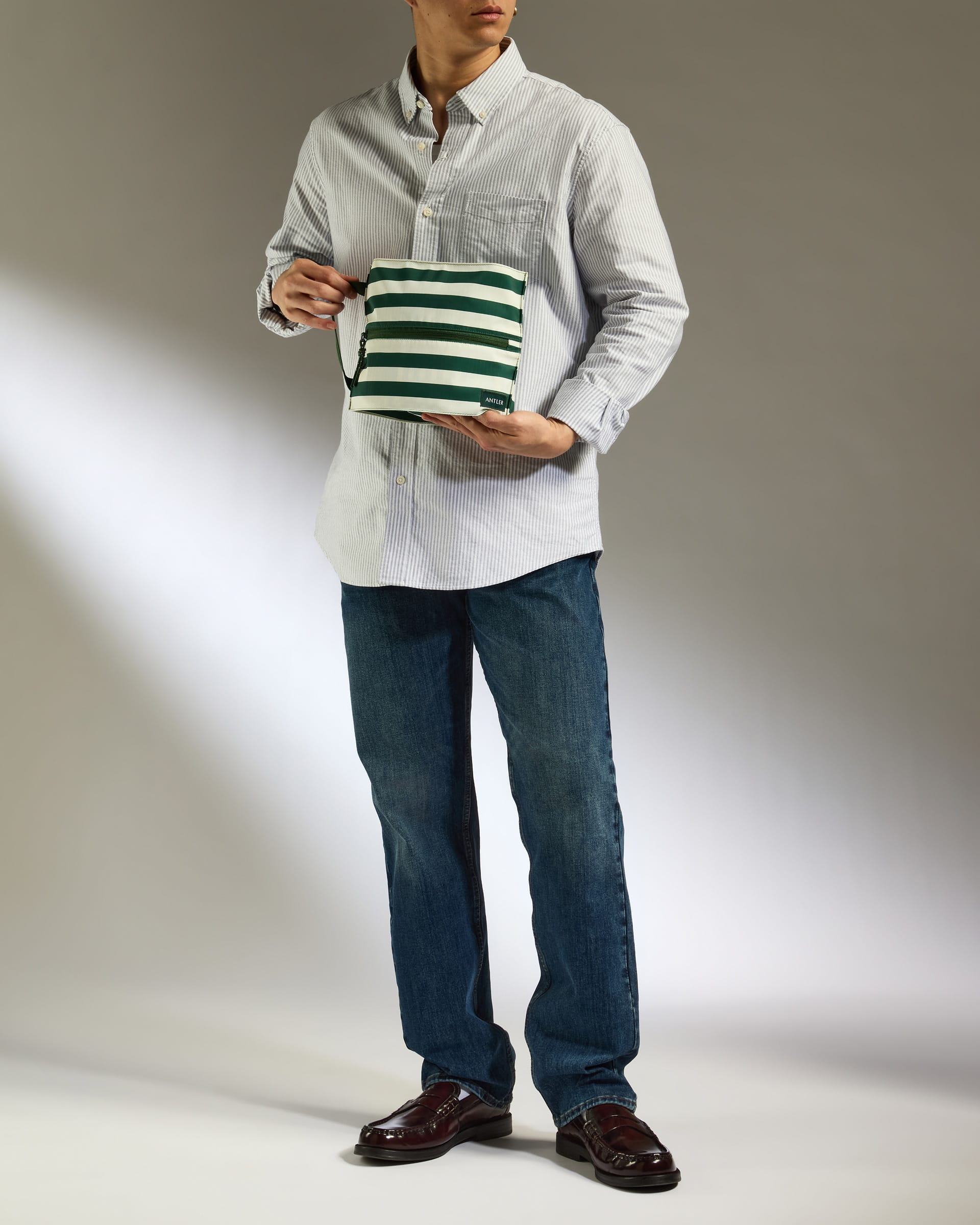 Antler Luggage -  Holiday Edit Cosmetic Pouch Green - Pouch Holiday Edit Cosmetic Pouch Green