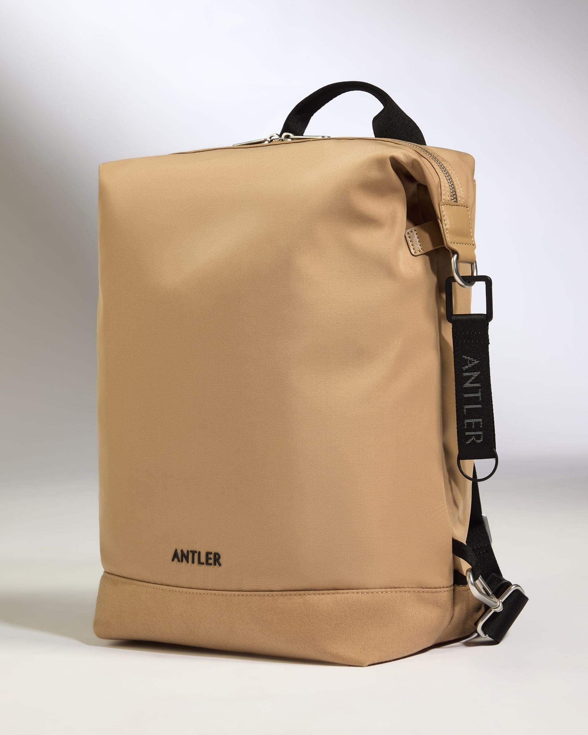 Antler Luggage -  Icon Keyring in Black - Keyring Icon Keyring in Black | Keychain & Travel Bag Accessories